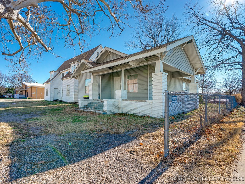 905 E 12th Street Ada OK 74820