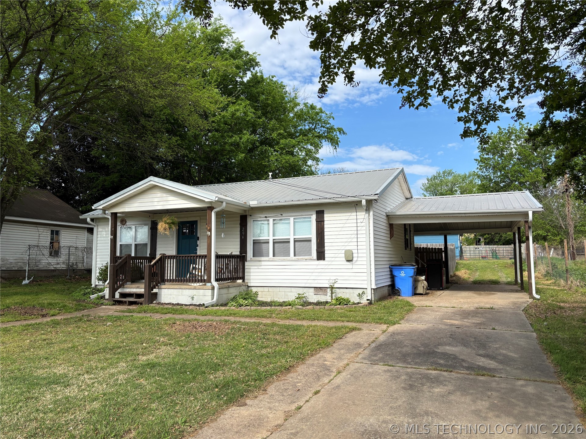 206 NW 1st Checotah OK 74426