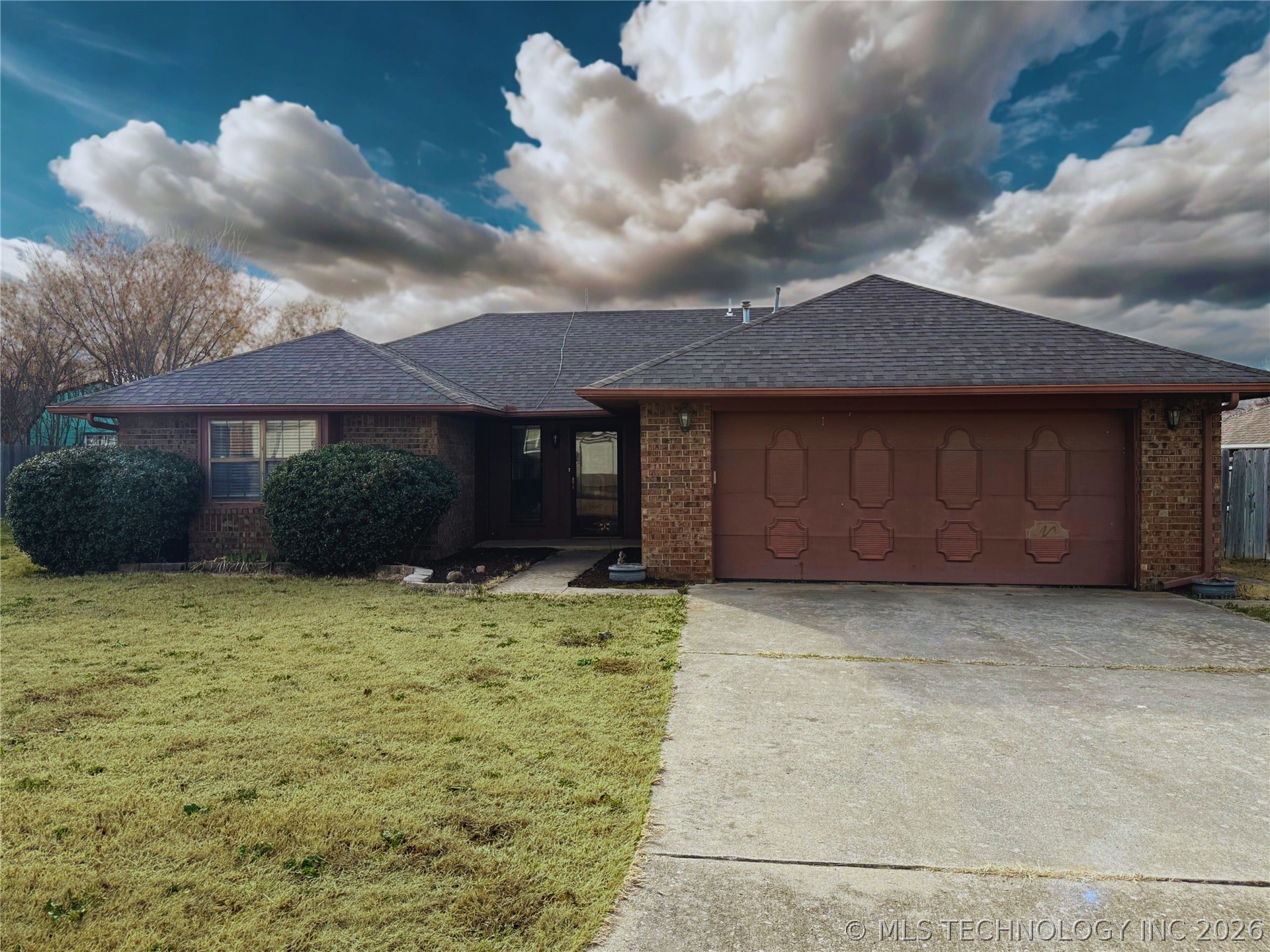 1913 Red Bud Court Ardmore OK 73401