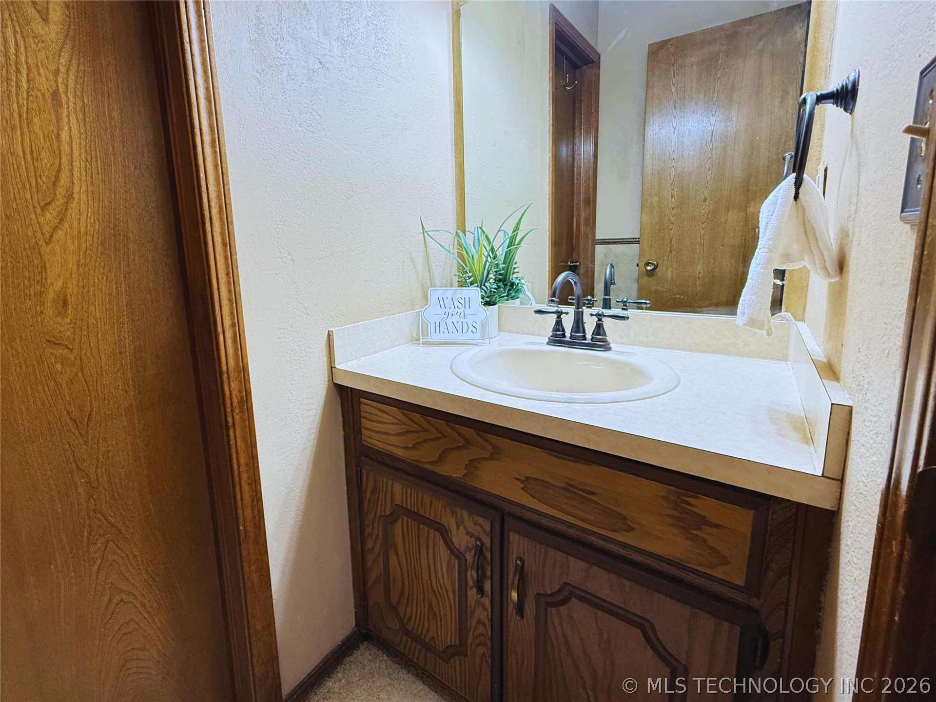 1913 Red Bud Court Ardmore OK 73401