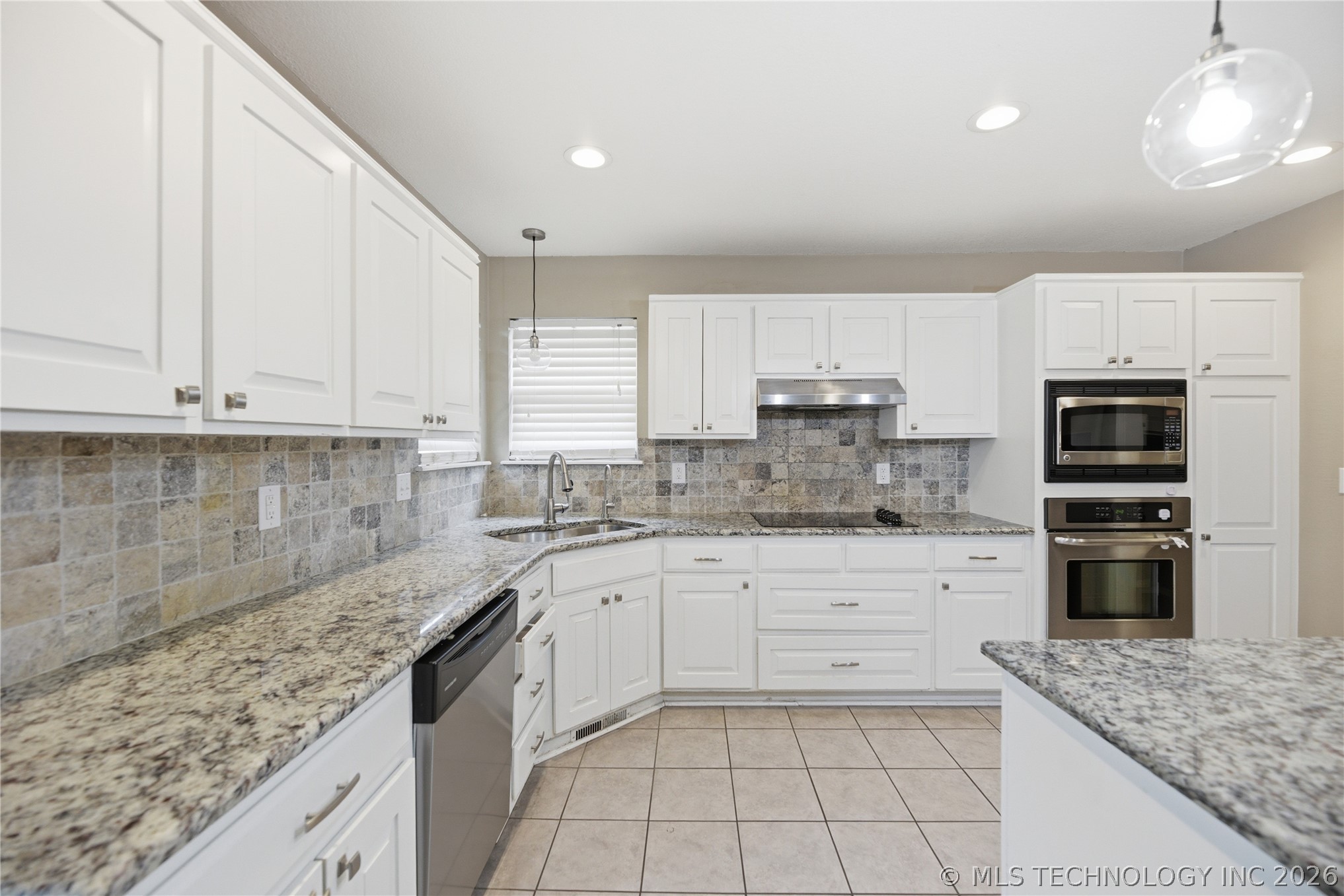 7412 S Fern Avenue Broken Arrow OK 74011
