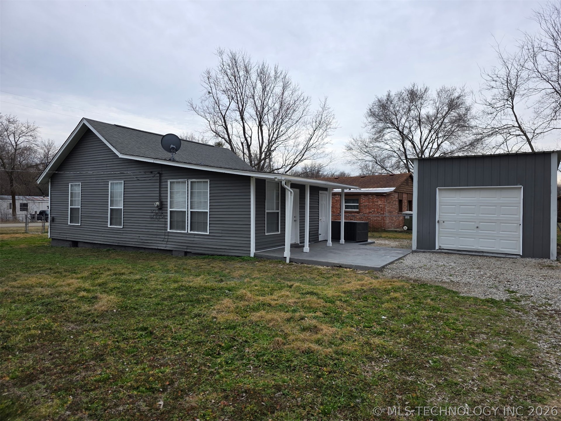 215 S Main Street Vera OK 74082