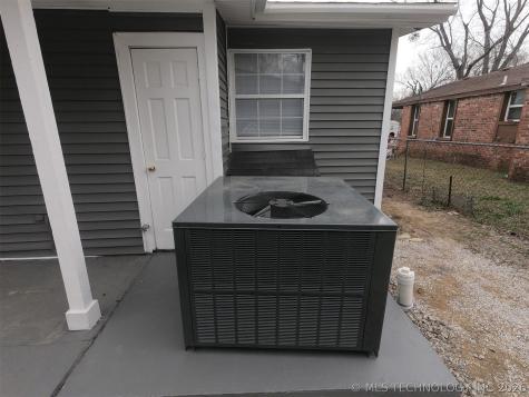 215 S Main Street Vera OK 74082