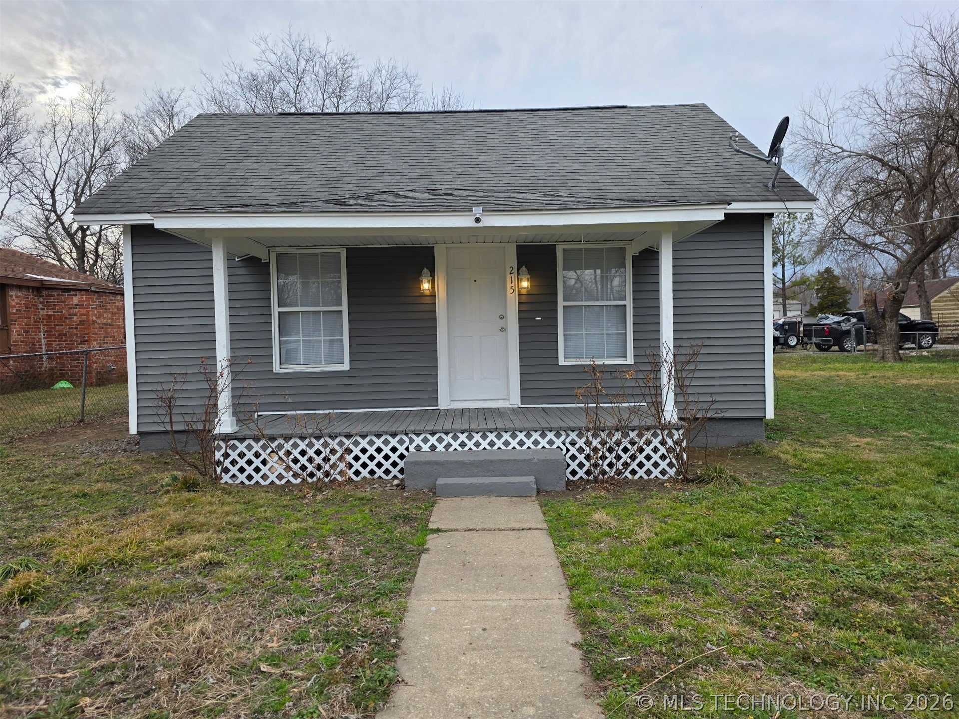 215 S Main Street Vera OK 74082