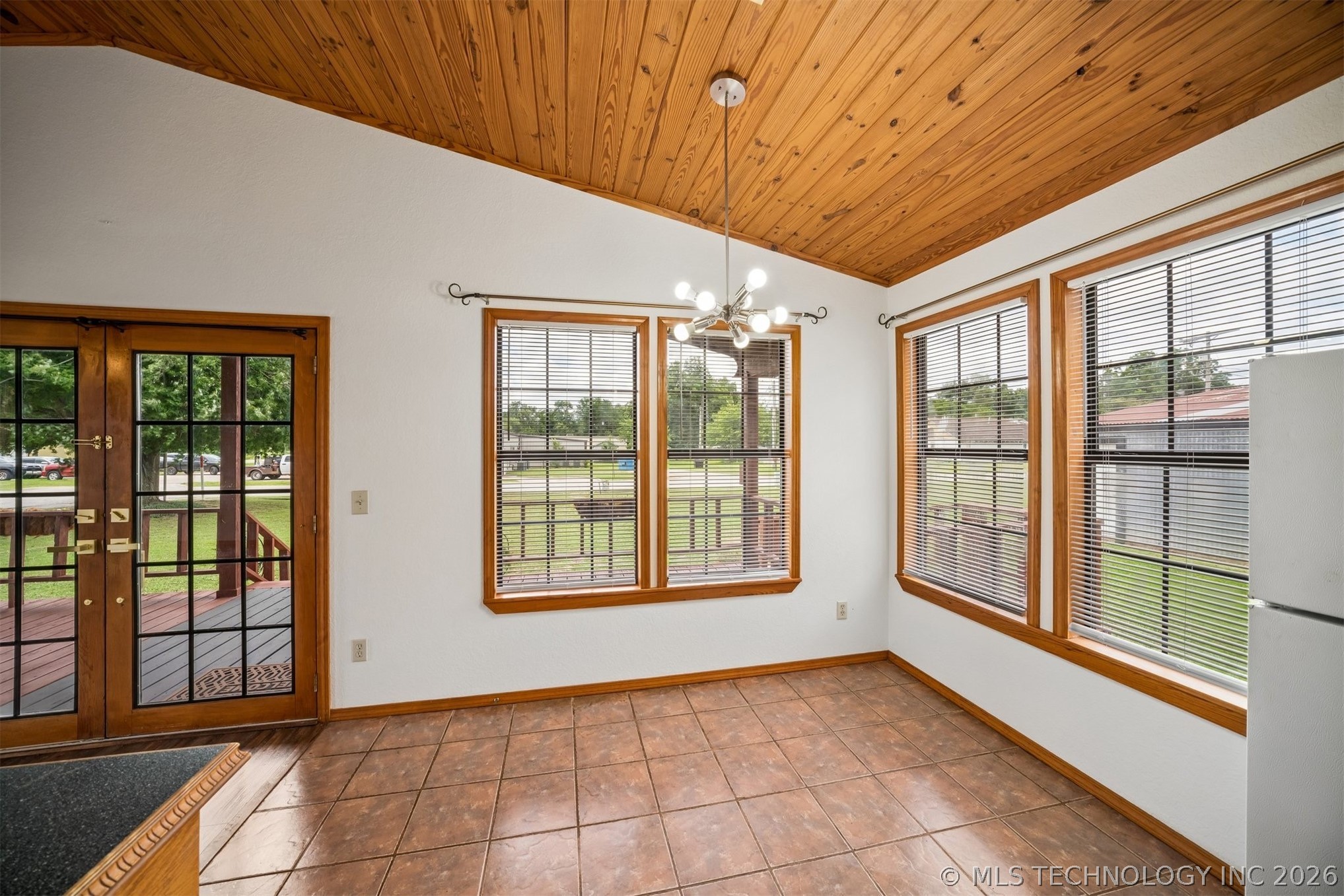 108 E Bowlin Street Oilton OK 74052