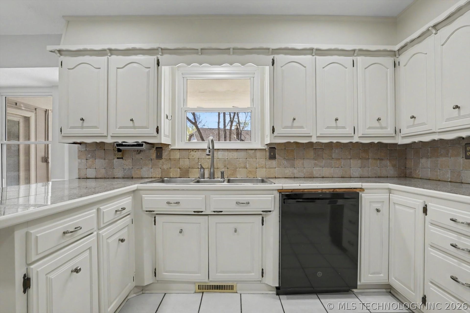6602 E 88th Place Tulsa OK 74133
