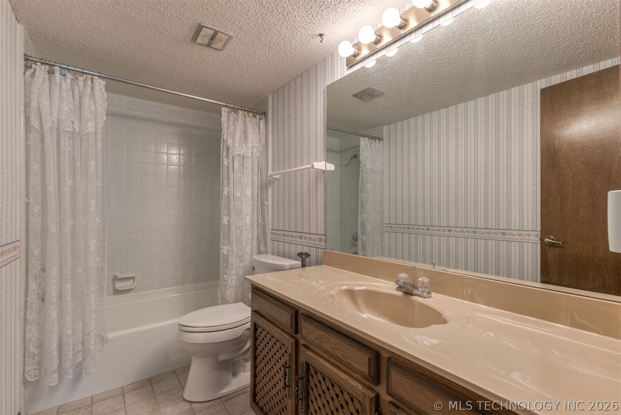 12811 E 133rd Street Broken Arrow OK 74011