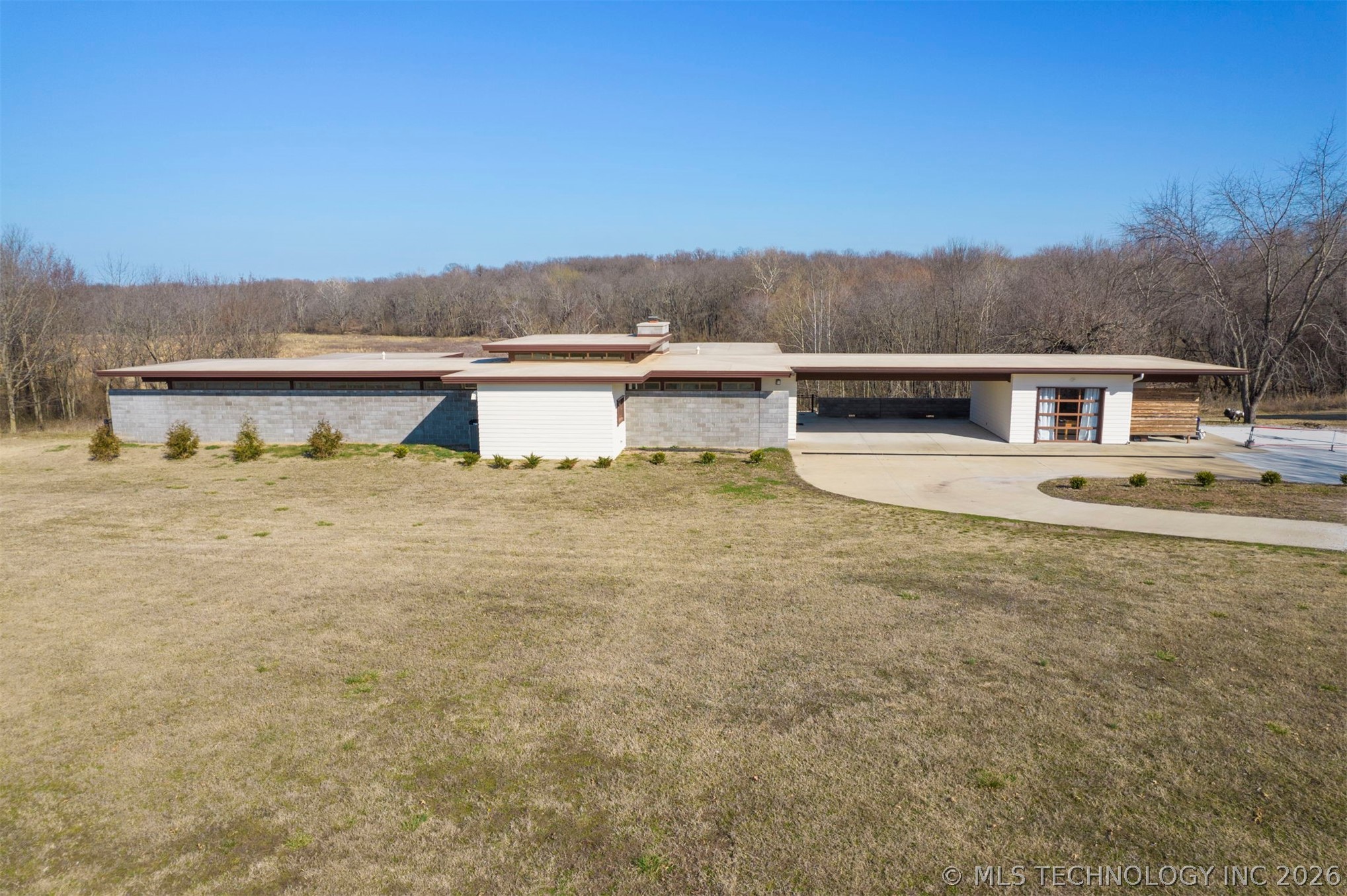 27400 S 614 Road Grove OK 74344