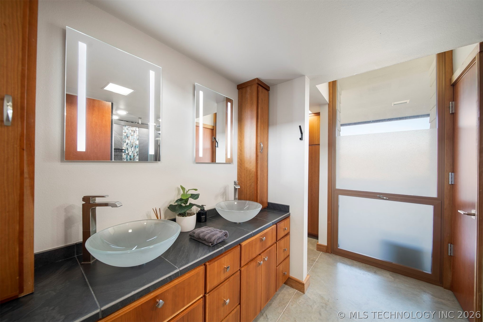 27400 S 614 Road Grove OK 74344