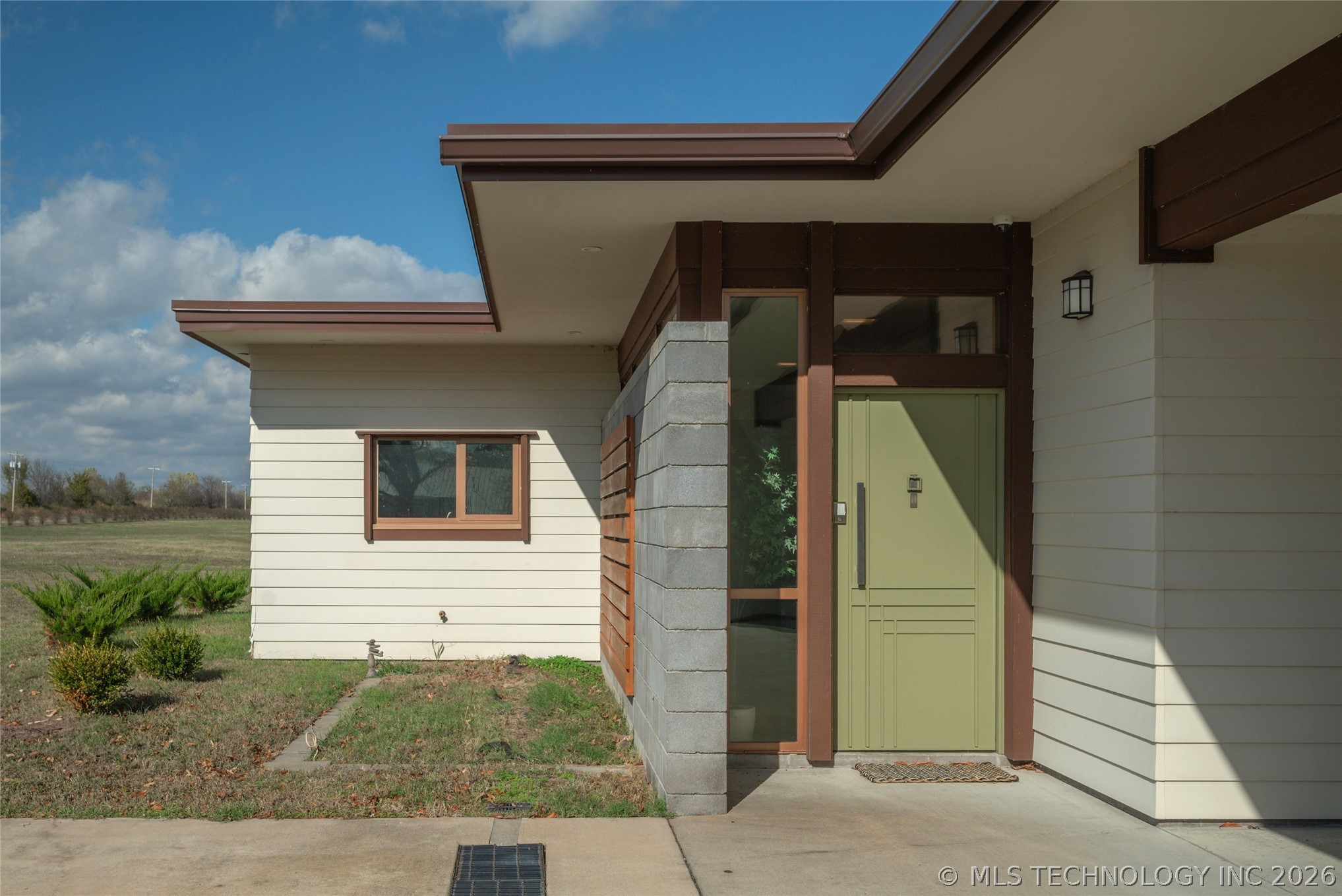 27400 S 614 Road Grove OK 74344