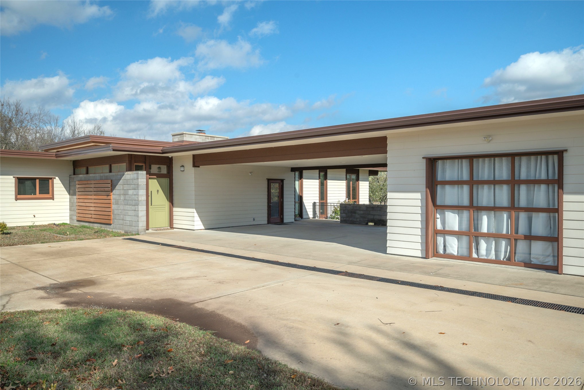 27400 S 614 Road Grove OK 74344