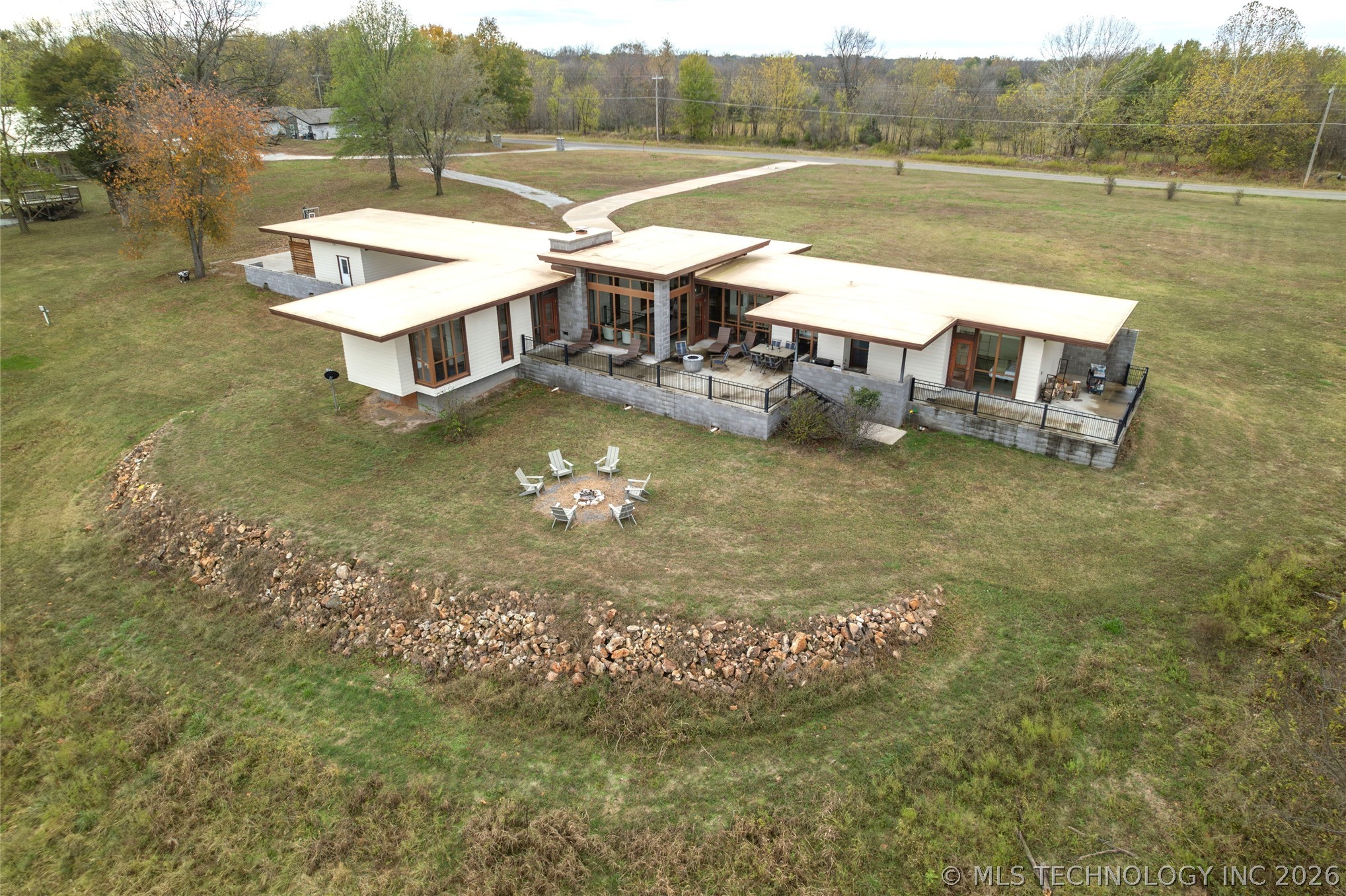 27400 S 614 Road Grove OK 74344