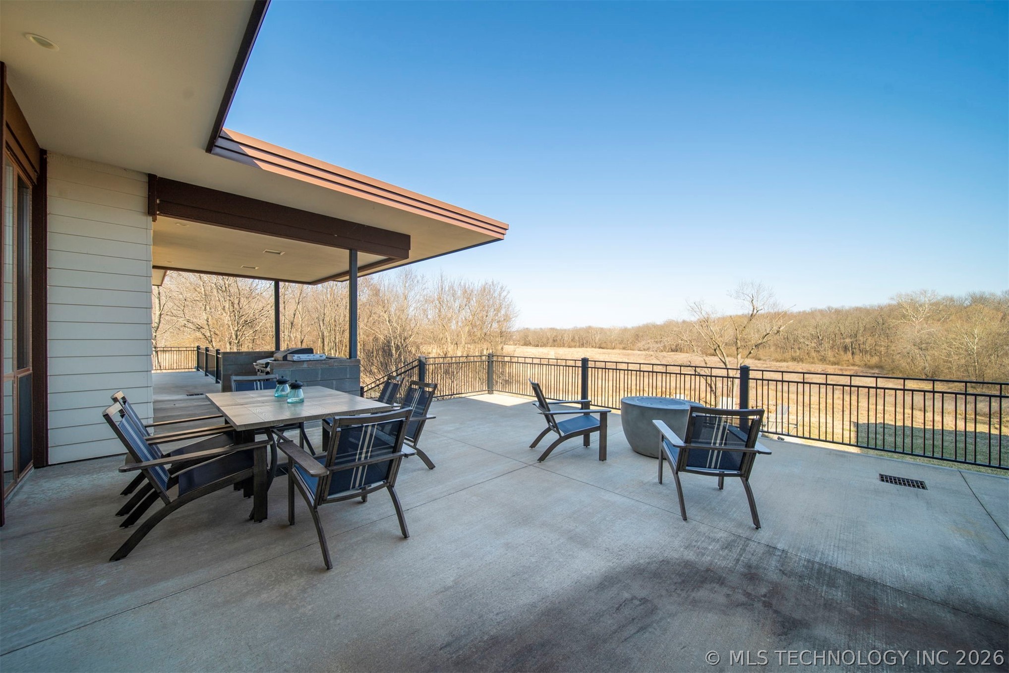 27400 S 614 Road Grove OK 74344