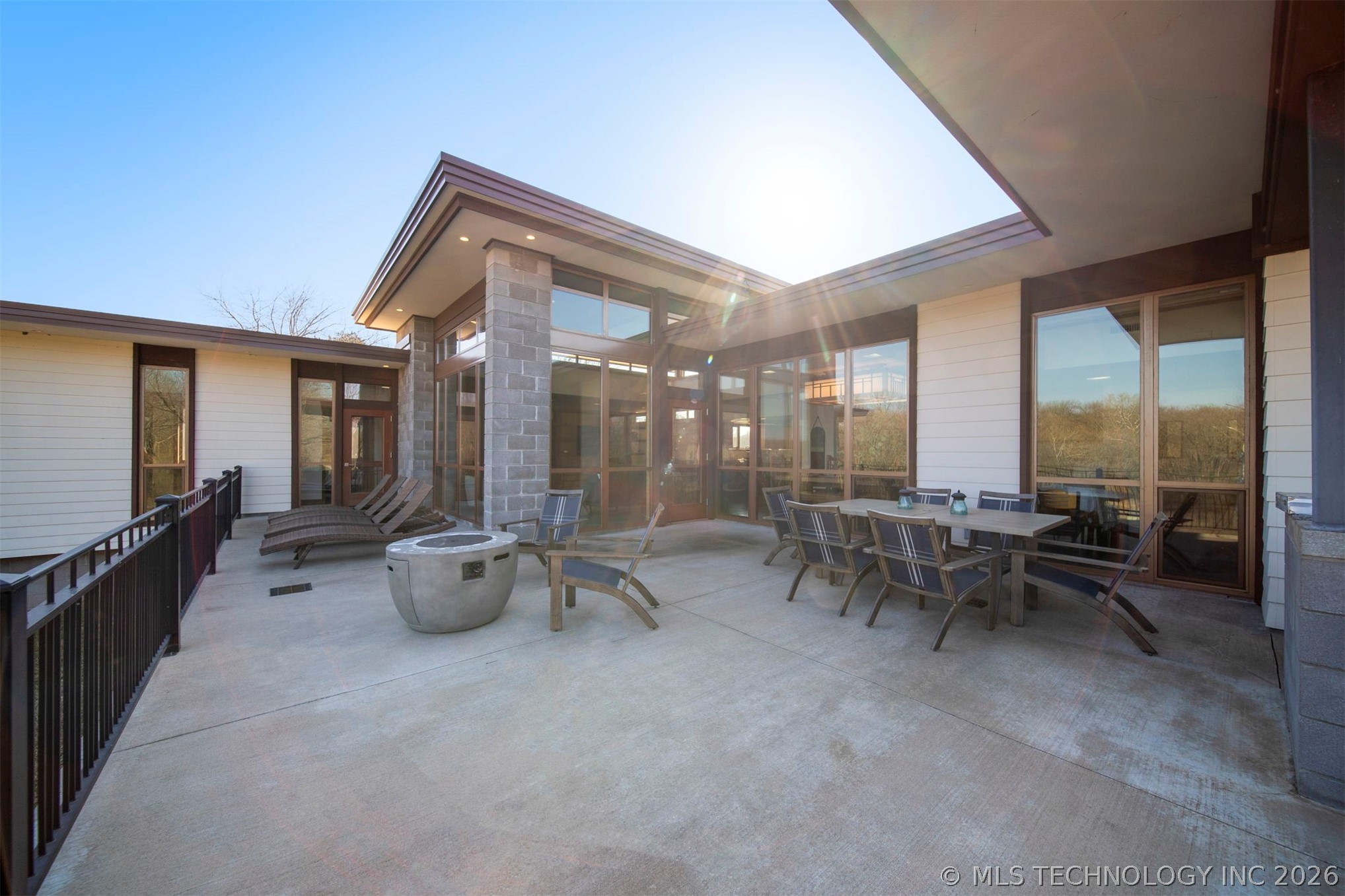 27400 S 614 Road Grove OK 74344