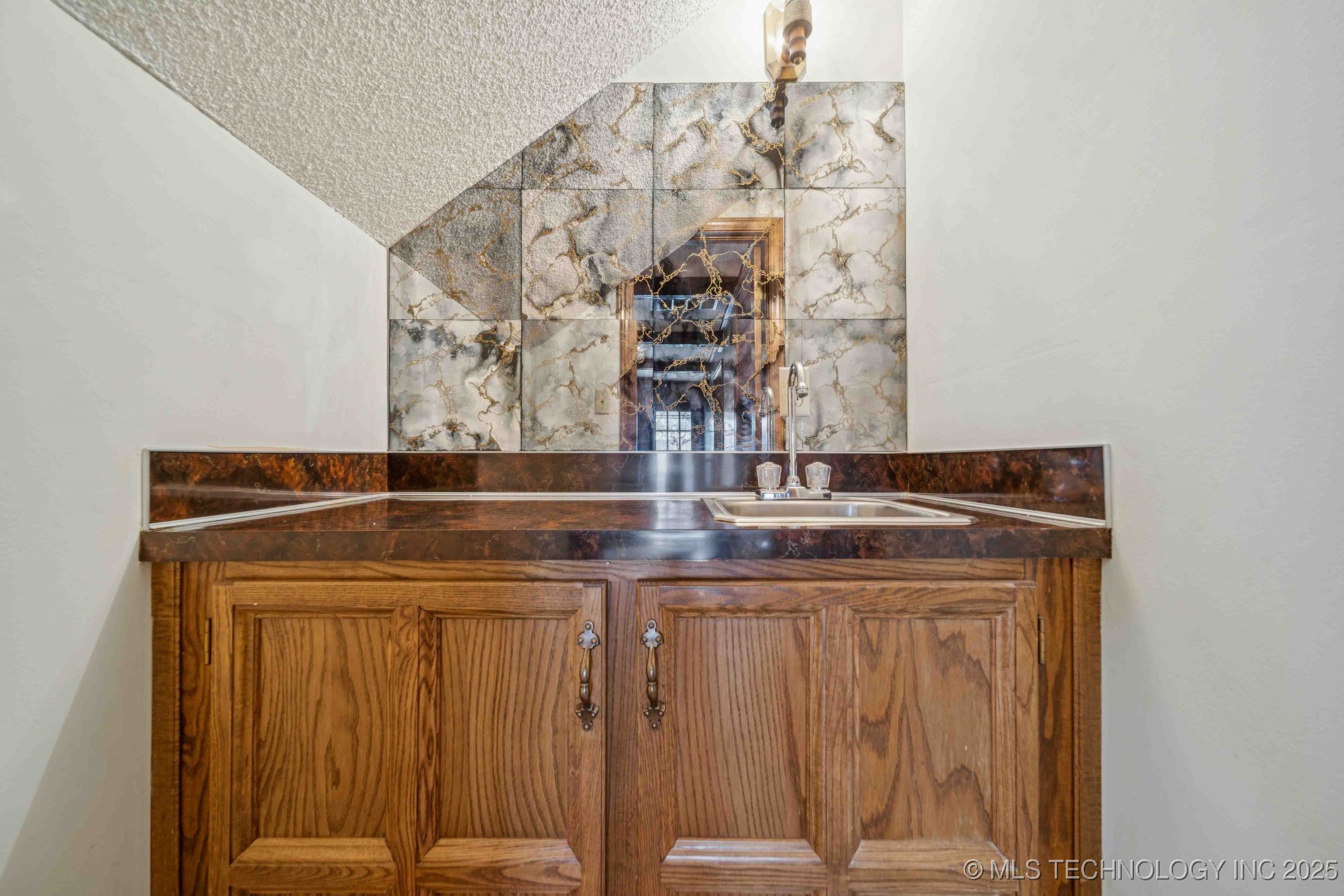 9752 S Lakewood Avenue Tulsa OK 74137