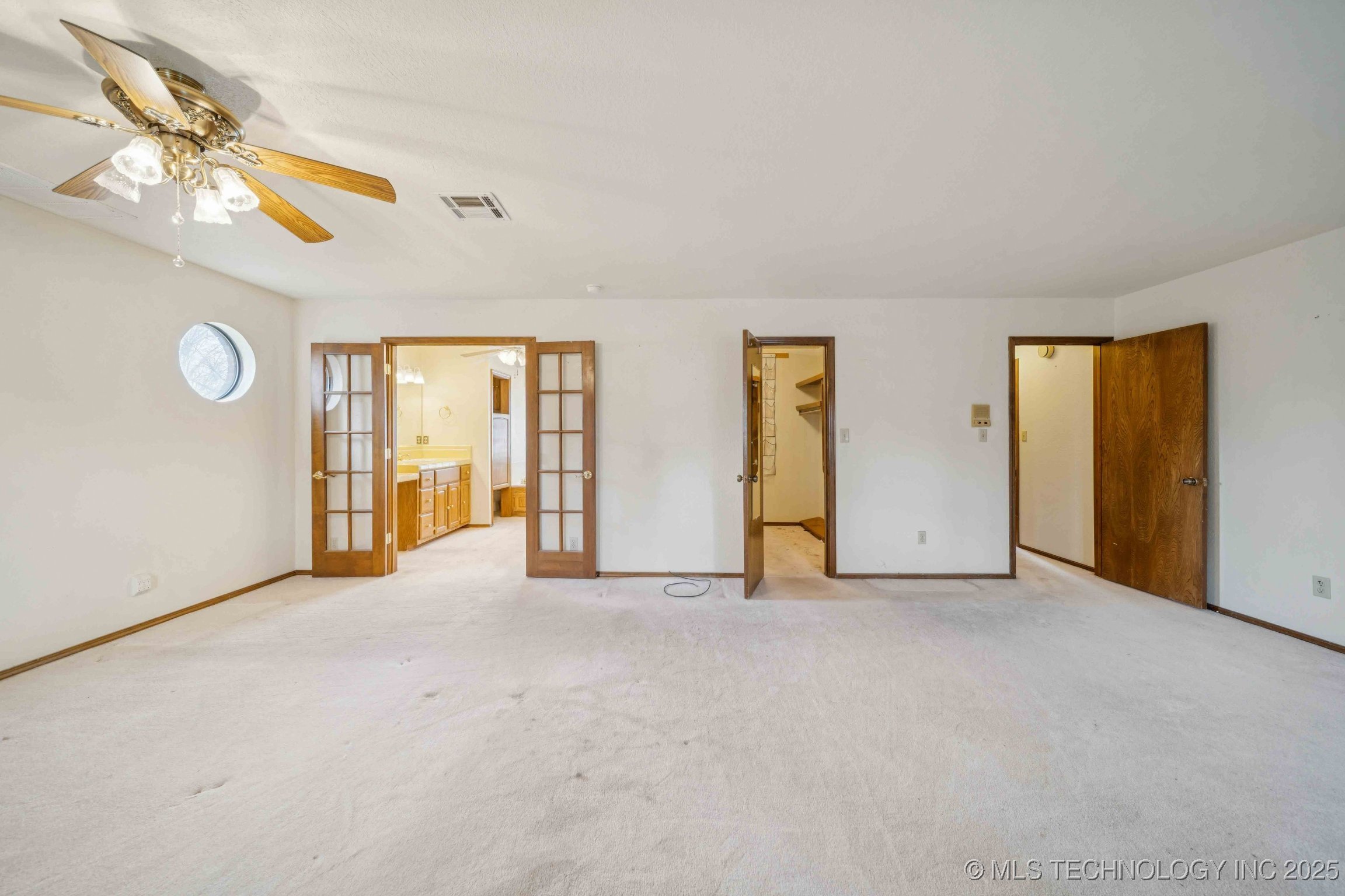 9752 S Lakewood Avenue Tulsa OK 74137