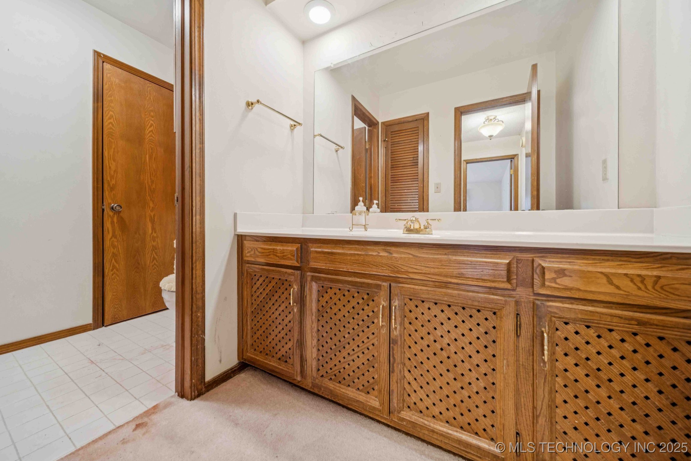9752 S Lakewood Avenue Tulsa OK 74137