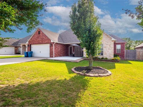 2015 Ten Springs McAlester OK 74501