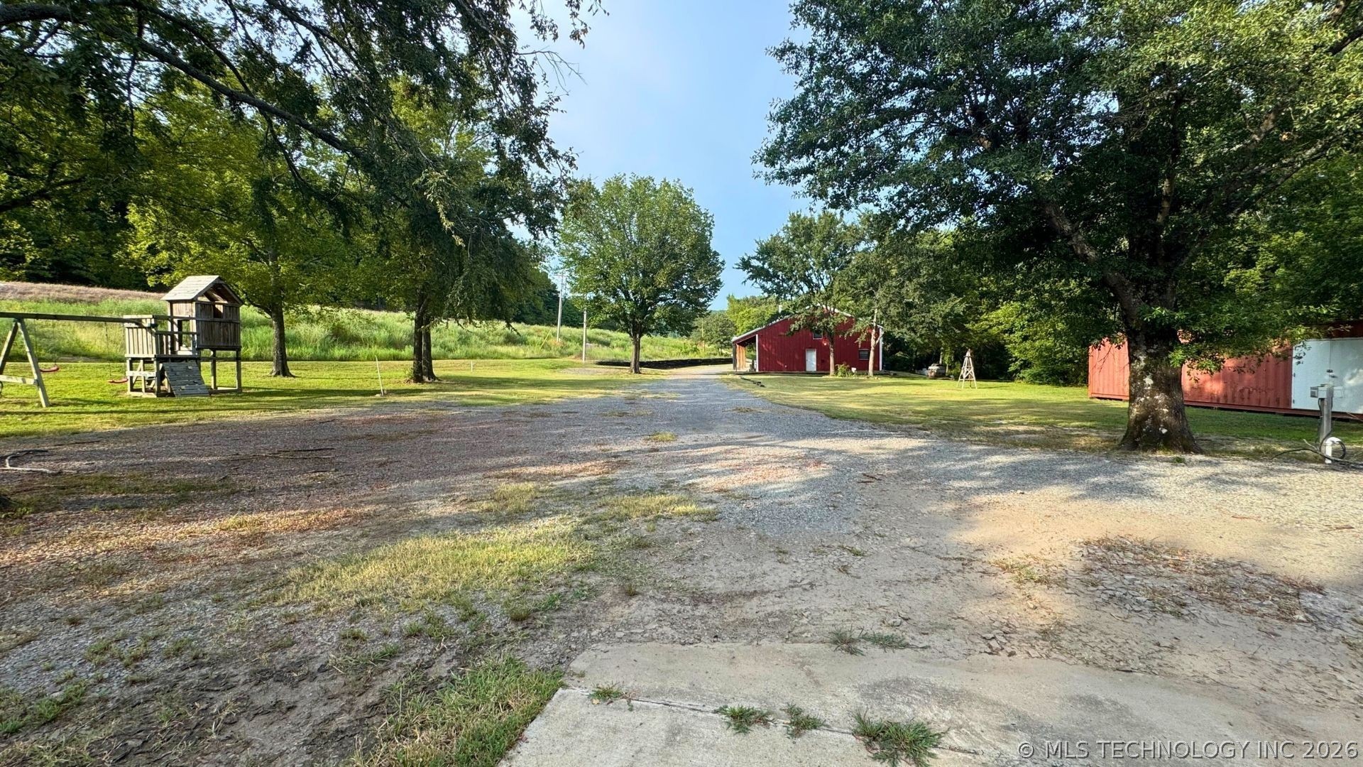 52901 201st Avenue Hodgen OK 74939