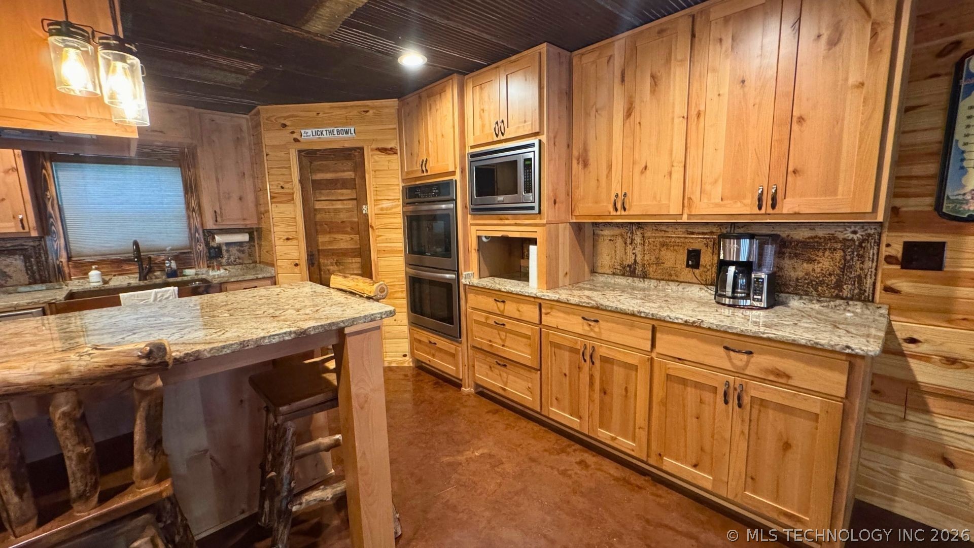 52901 201st Avenue Hodgen OK 74939