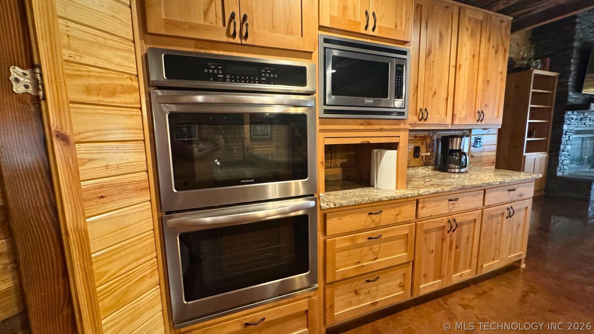 52901 201st Avenue Hodgen OK 74939
