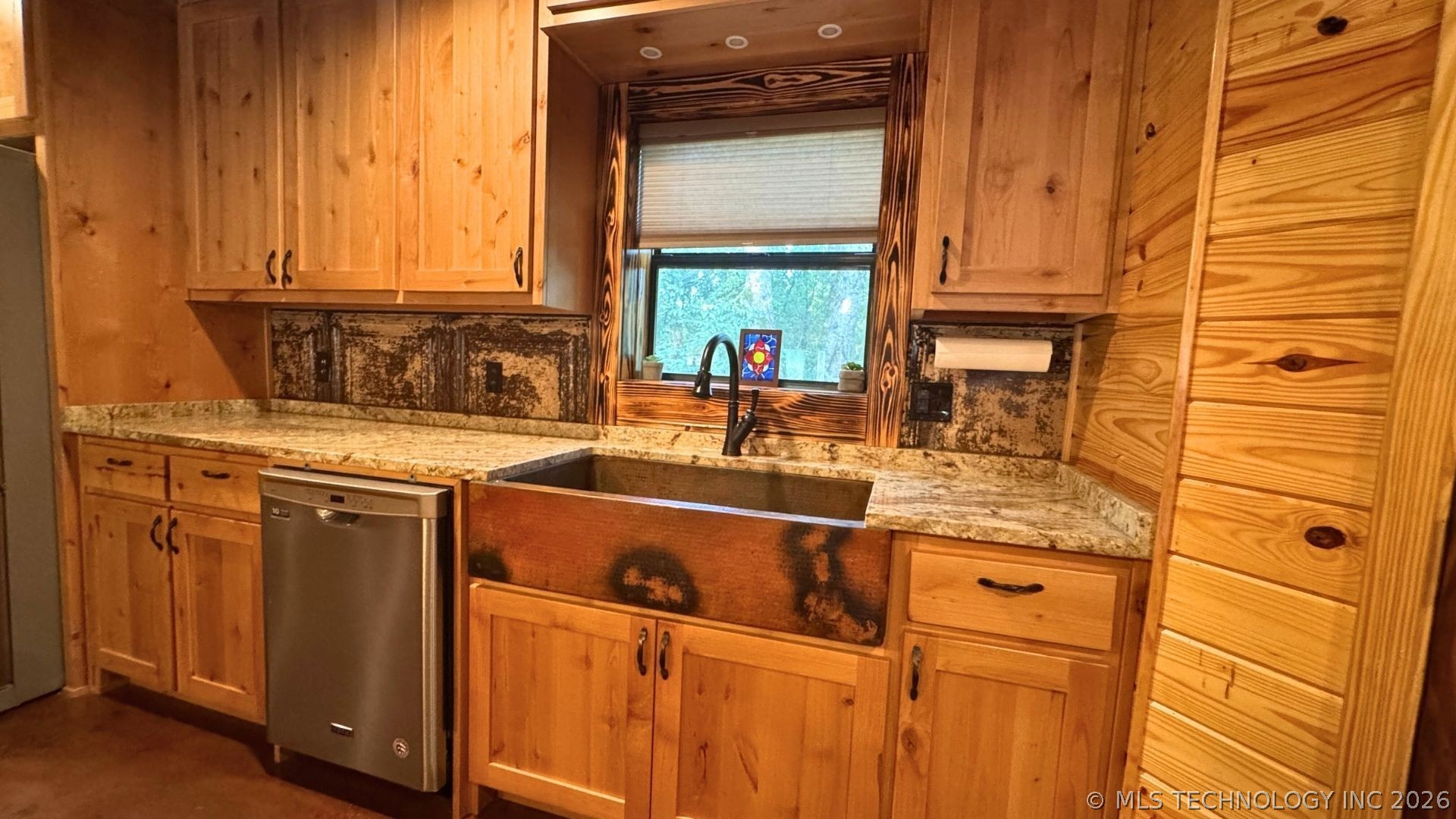 52901 201st Avenue Hodgen OK 74939
