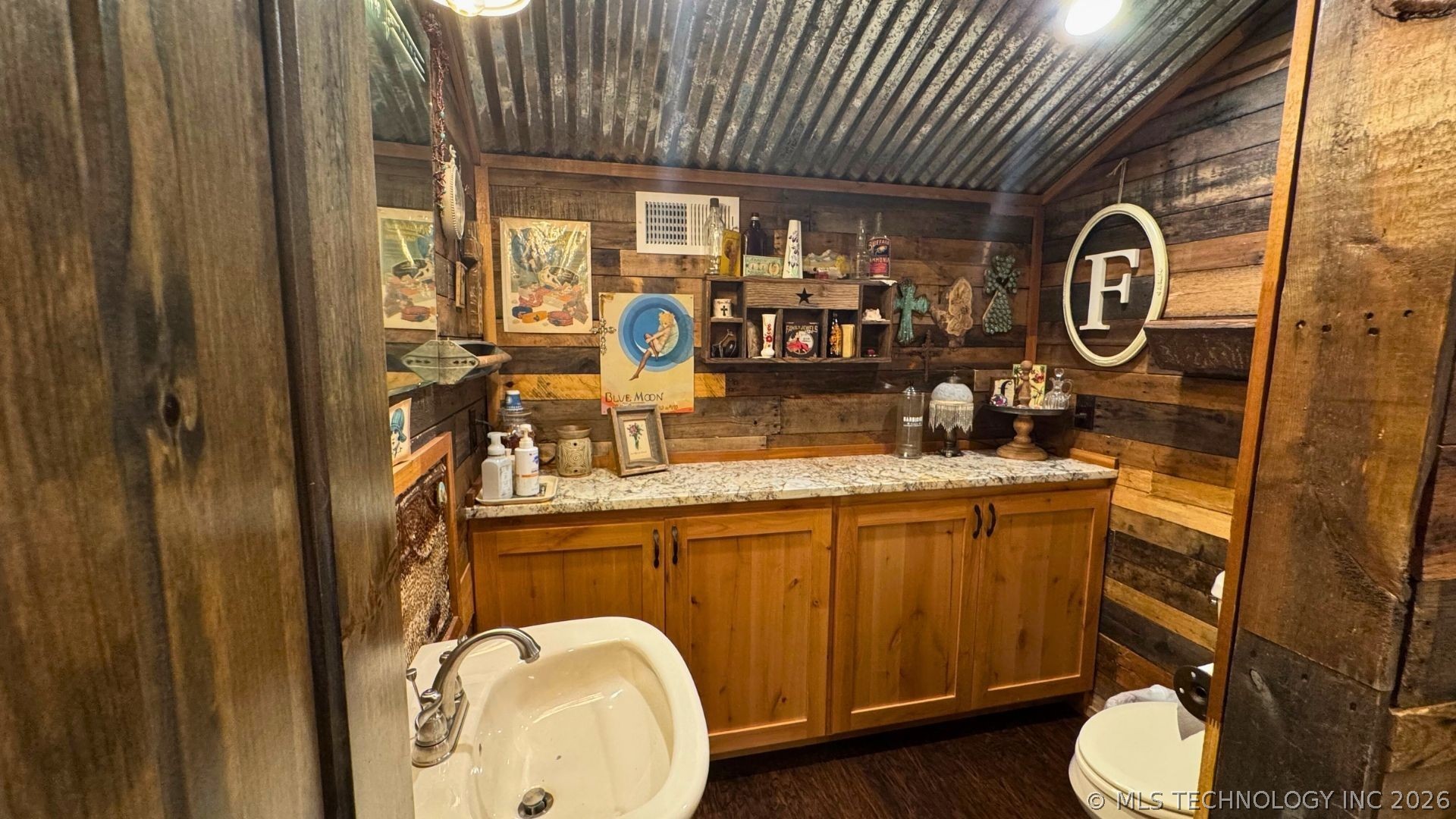52901 201st Avenue Hodgen OK 74939