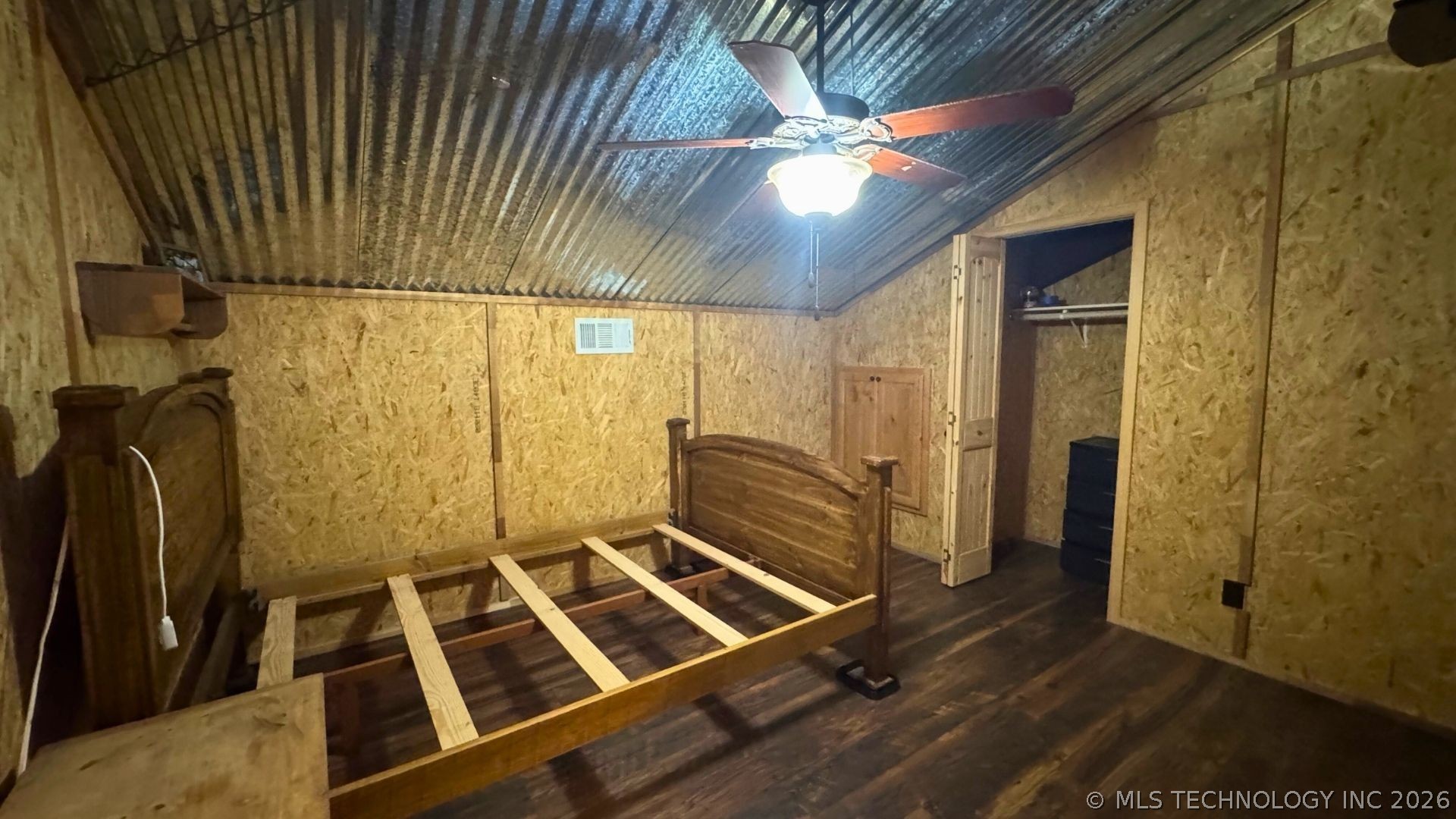 52901 201st Avenue Hodgen OK 74939