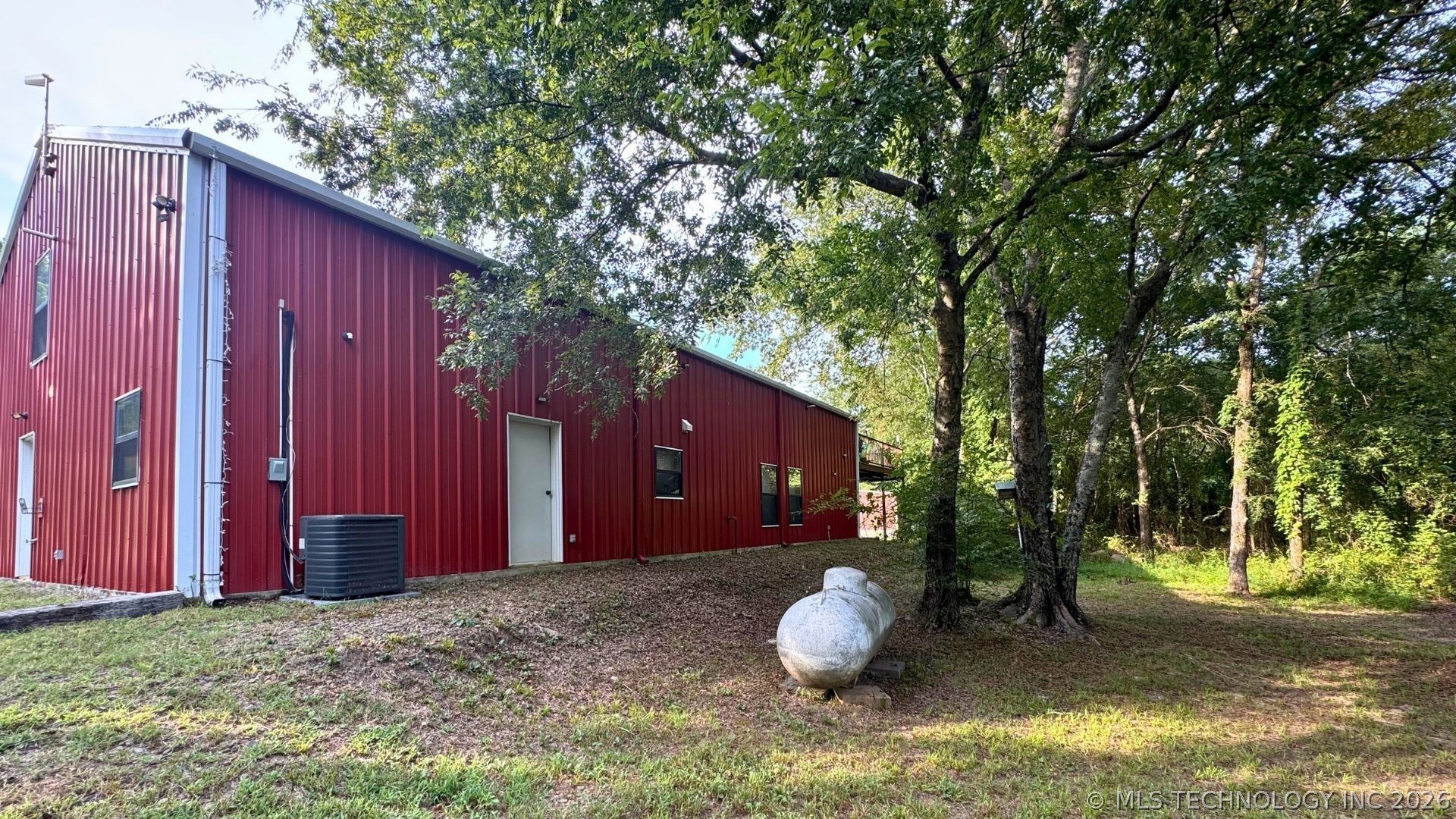 52901 201st Avenue Hodgen OK 74939