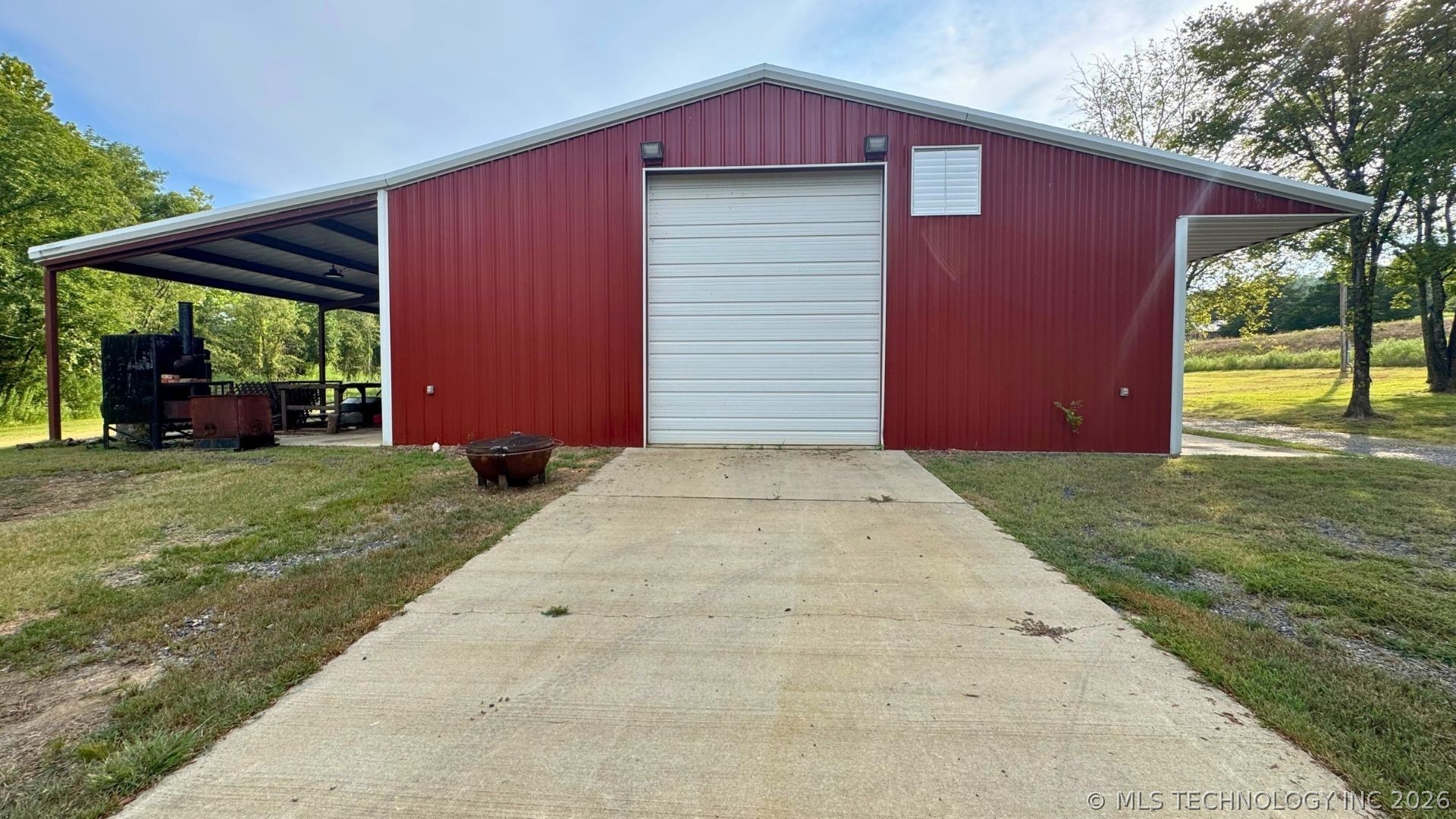 52901 201st Avenue Hodgen OK 74939