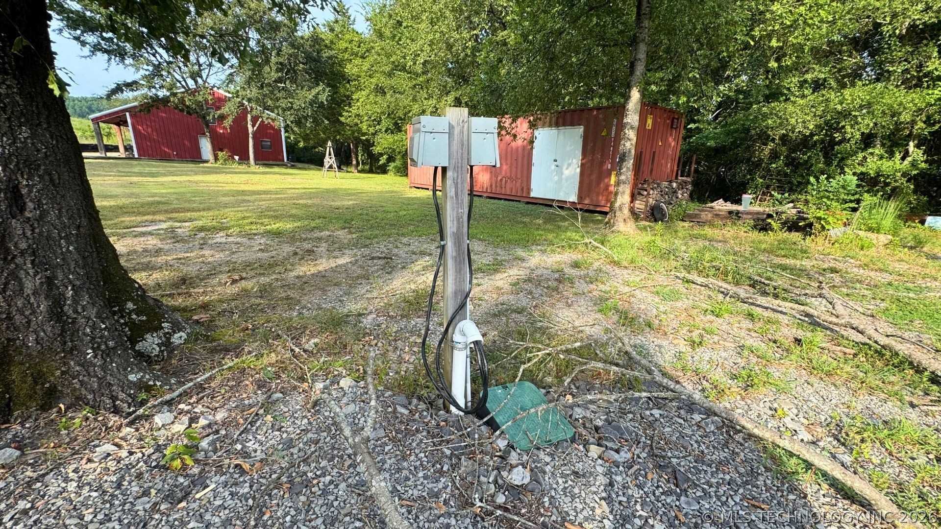 52901 201st Avenue Hodgen OK 74939