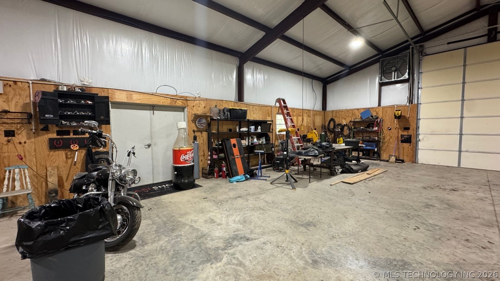 52901 201st Avenue Hodgen OK 74939