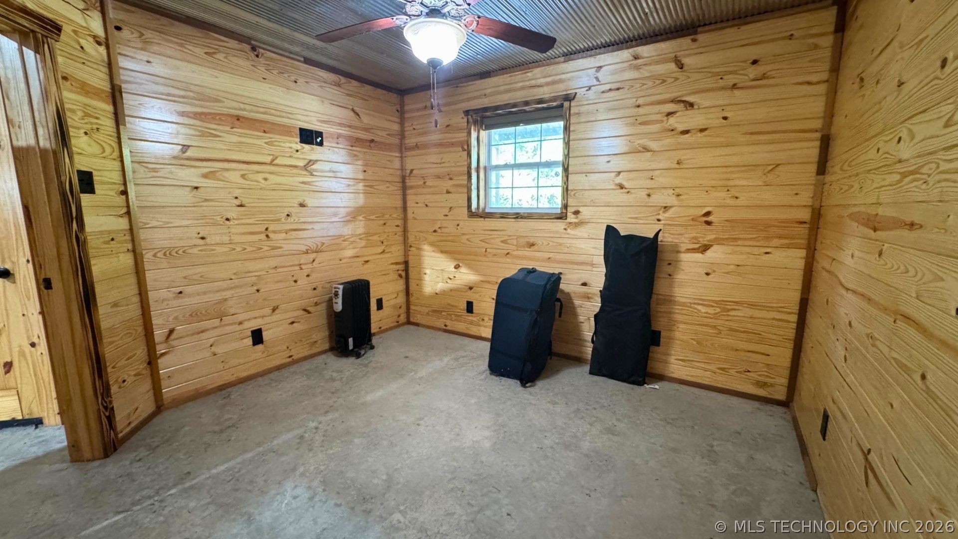 52901 201st Avenue Hodgen OK 74939