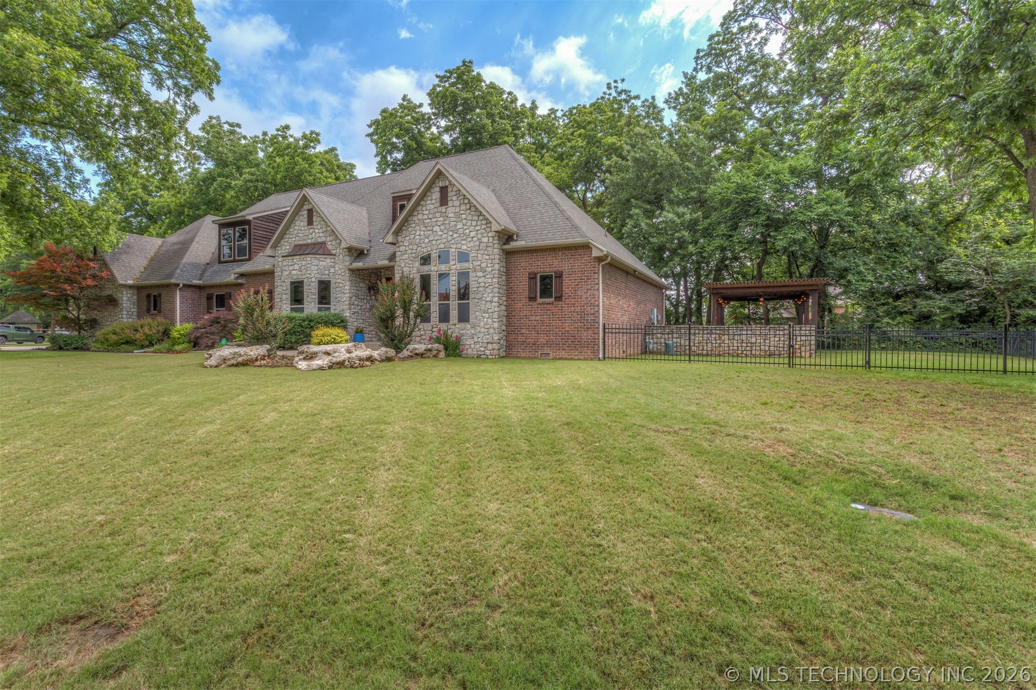 13711 S 18th Street Bixby OK 74008