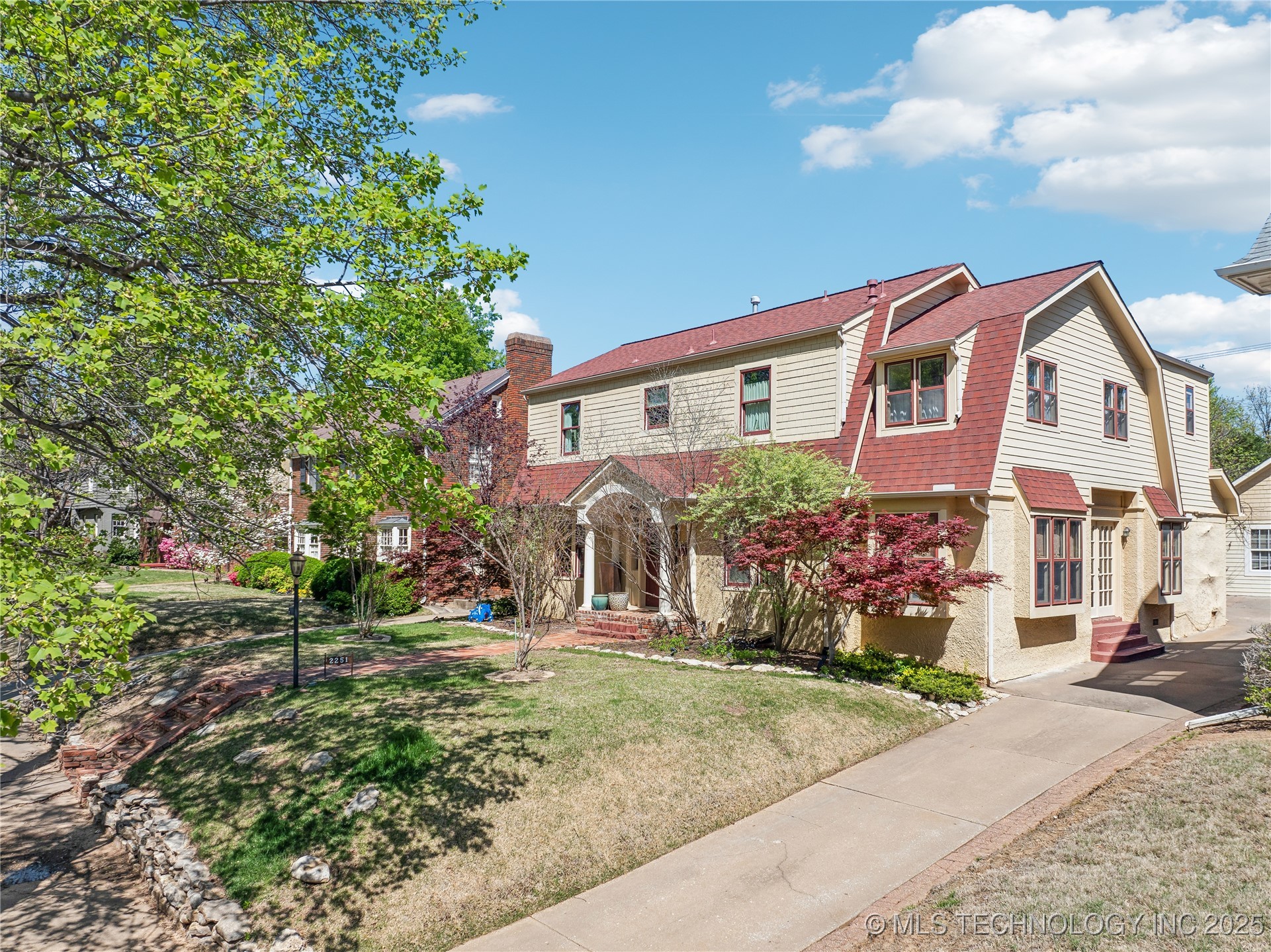 2251 S Saint Louis Avenue Tulsa OK 74114