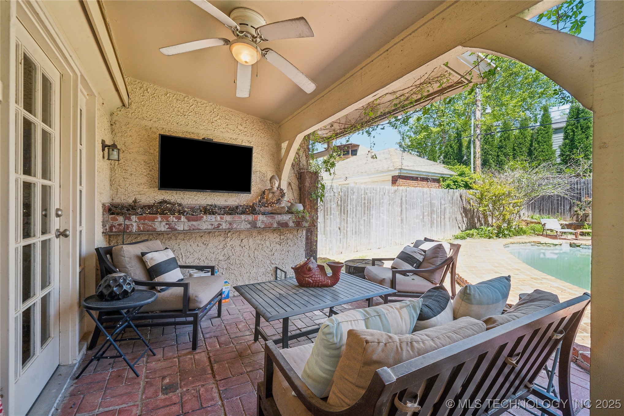 2251 S Saint Louis Avenue Tulsa OK 74114
