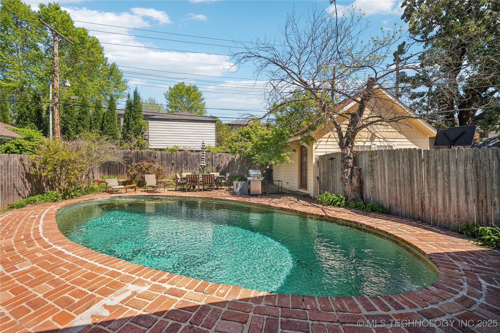 2251 S Saint Louis Avenue Tulsa OK 74114