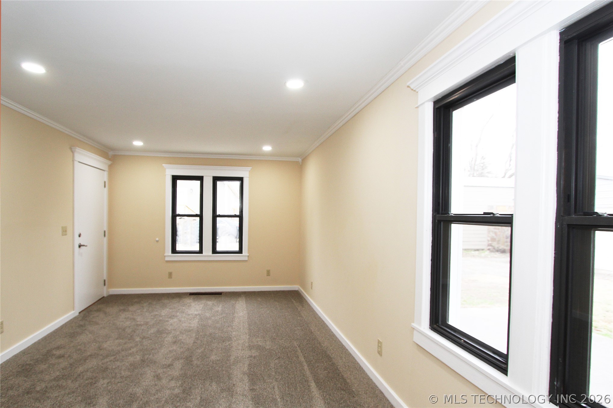 616 S Maple Street Nowata OK 74048