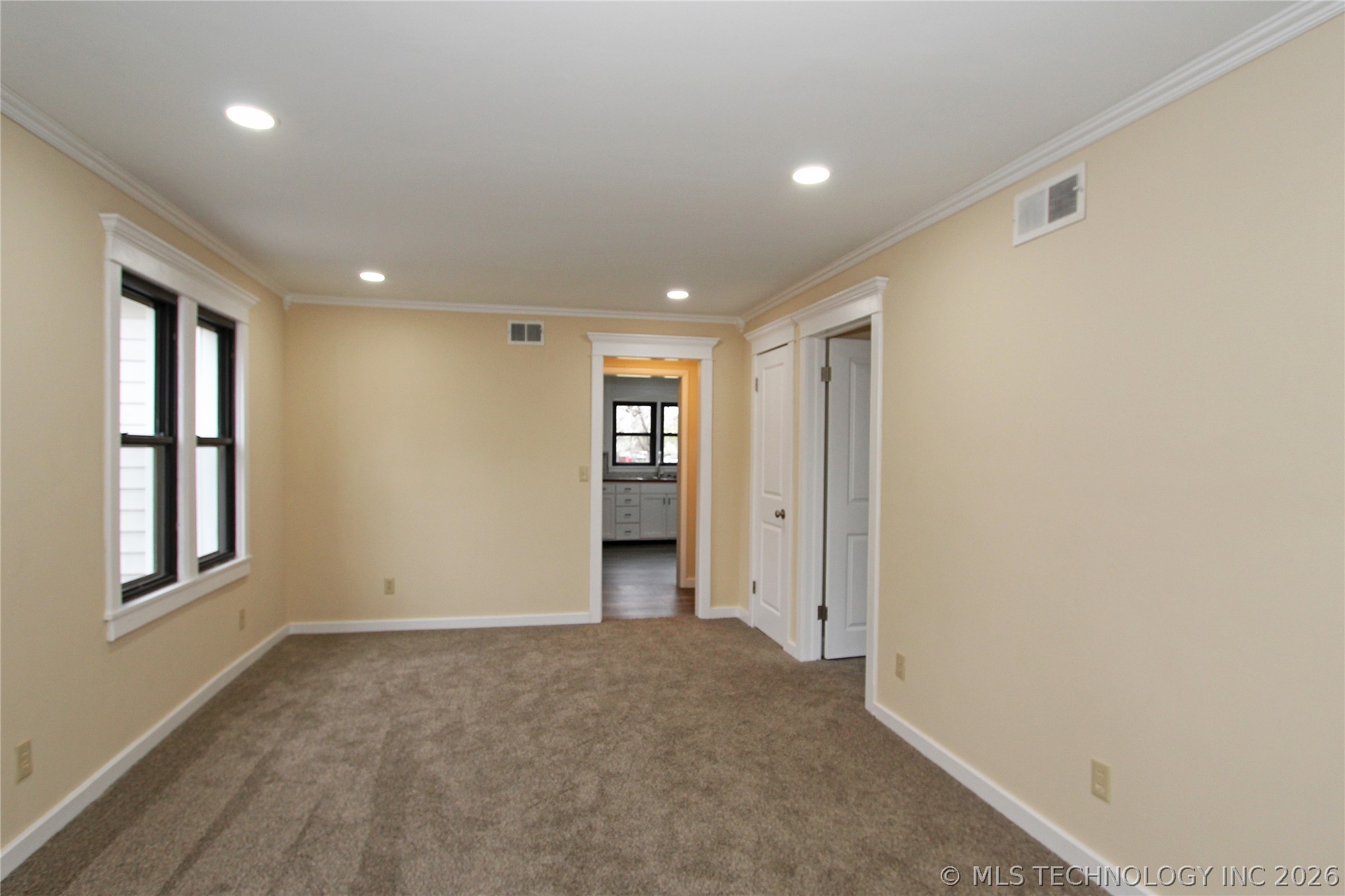 616 S Maple Street Nowata OK 74048