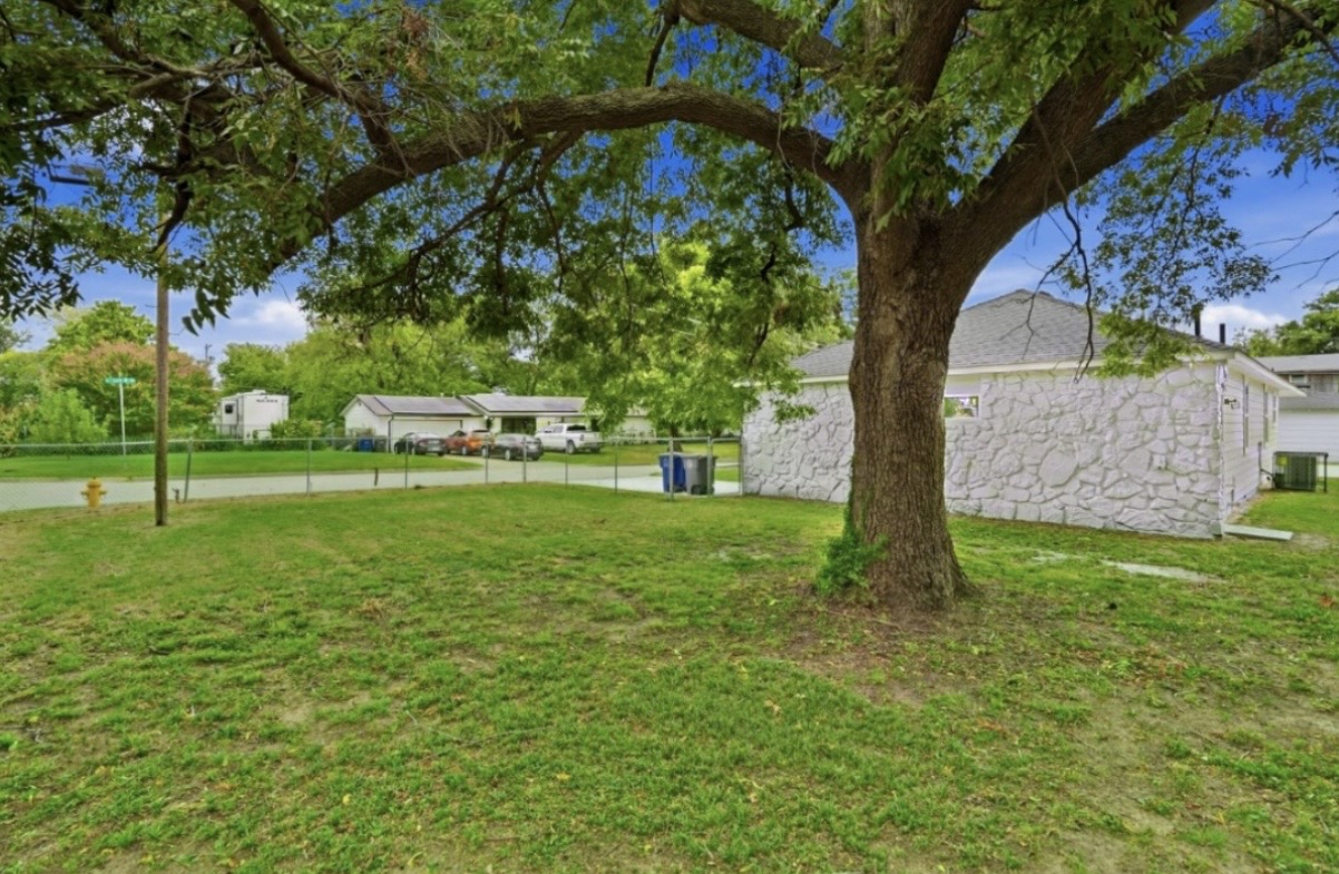 4204 S 35th West Avenue Tulsa OK 74107