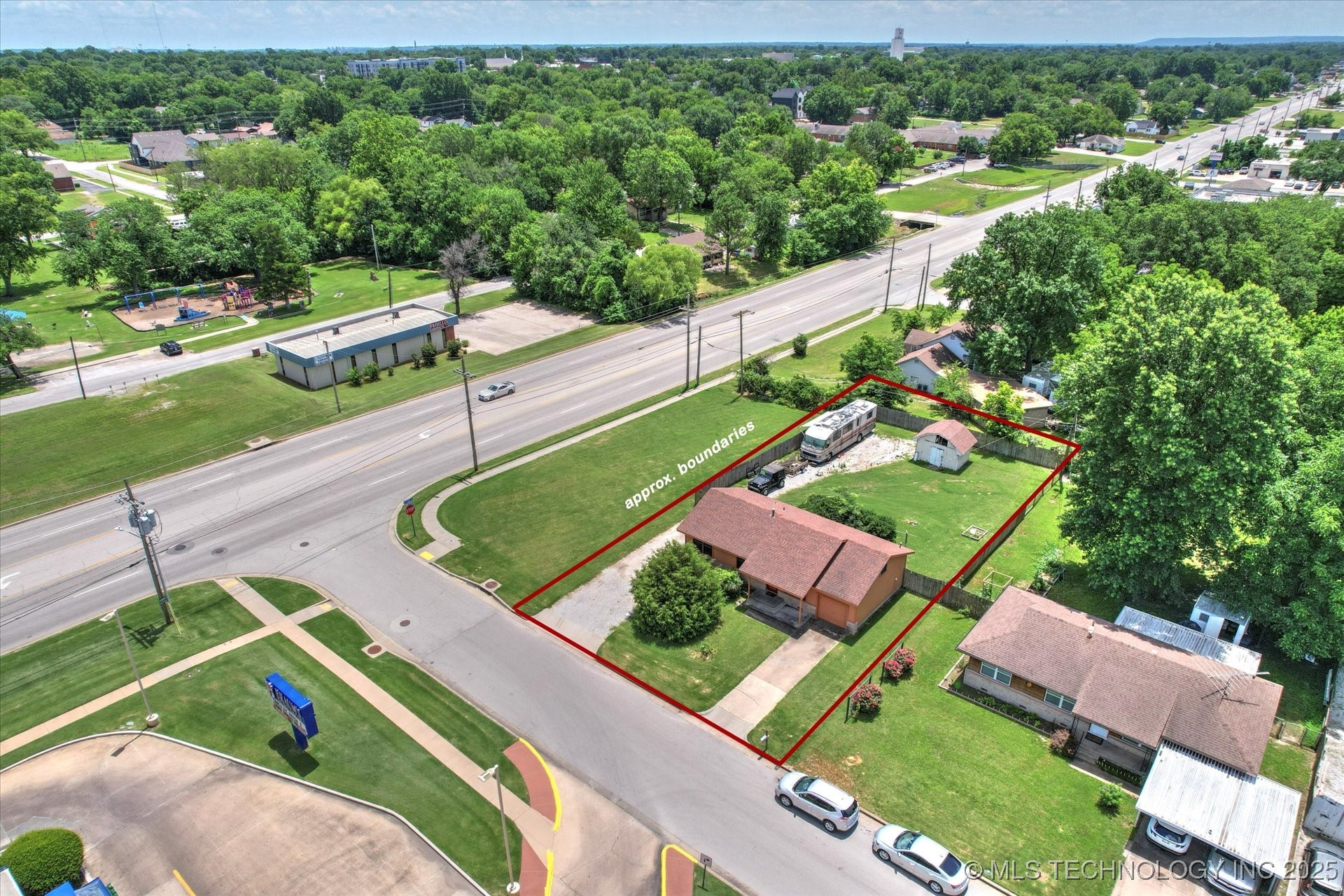 705 W Hartford Place Broken Arrow OK 74012