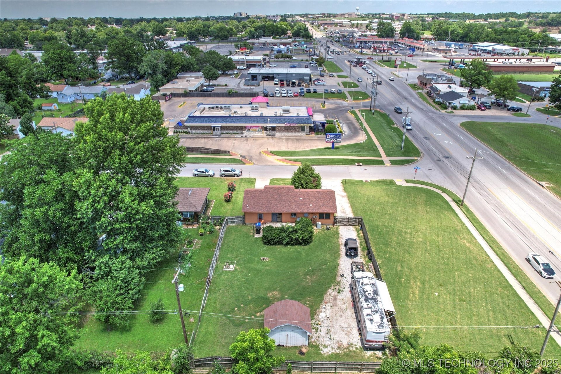 705 W Hartford Place Broken Arrow OK 74012