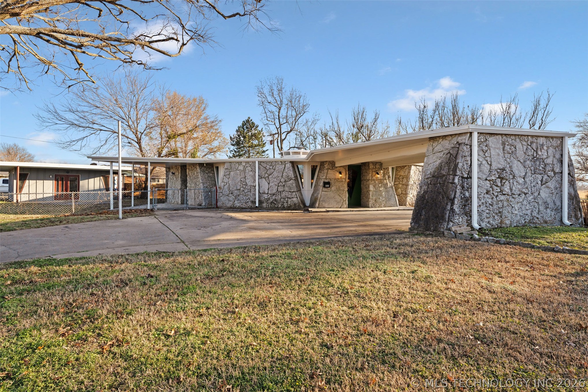 108 Fairmont Road Vinita OK 74301