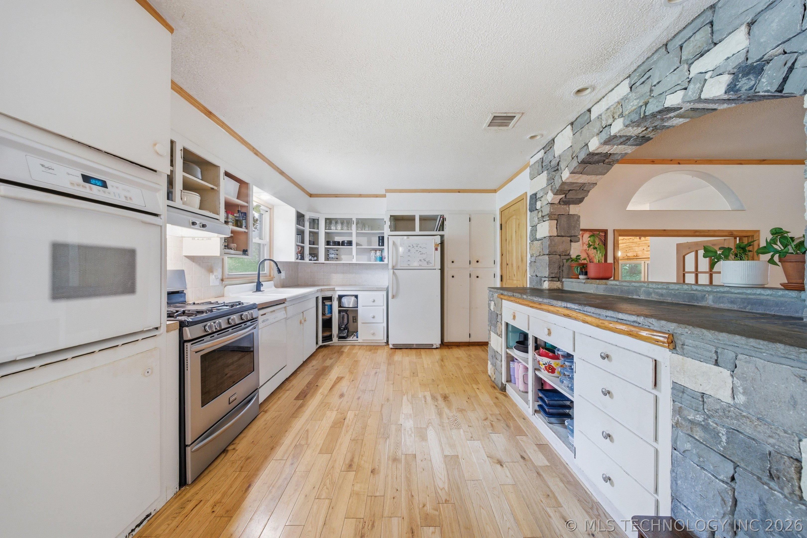 386 N 4295 Road Pryor OK 74361