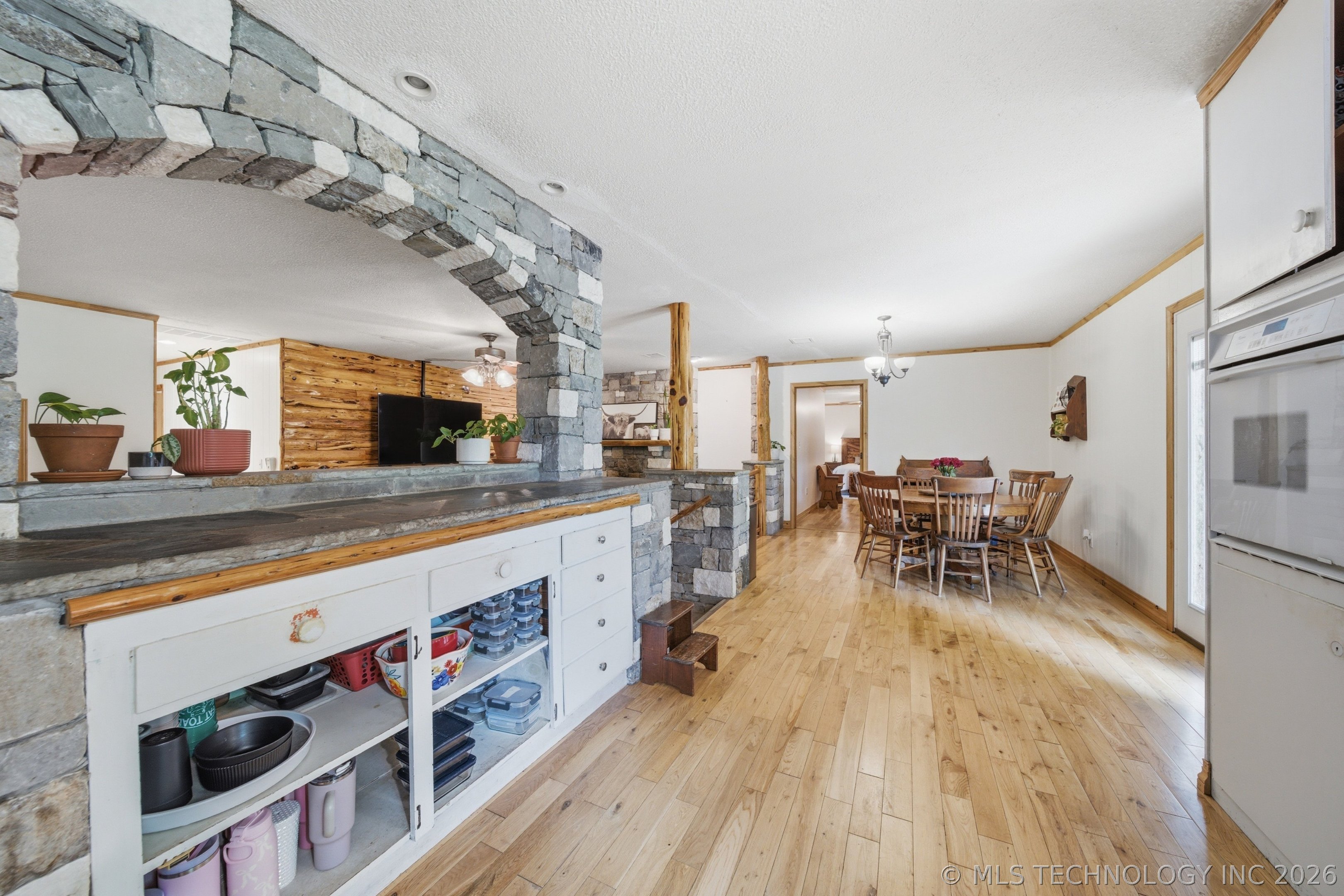 386 N 4295 Road Pryor OK 74361