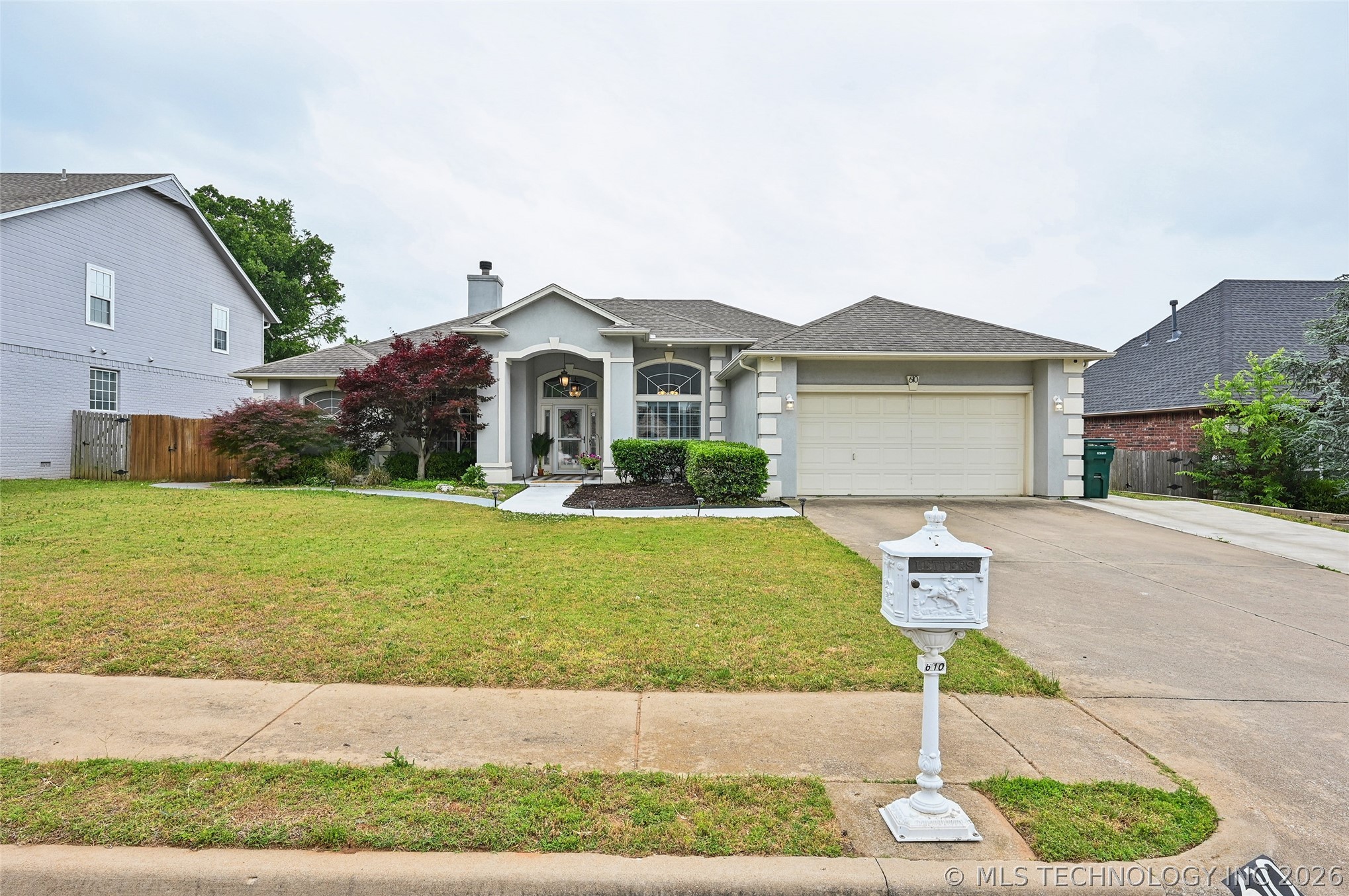 610 W 37th Place Sand Springs OK 74063