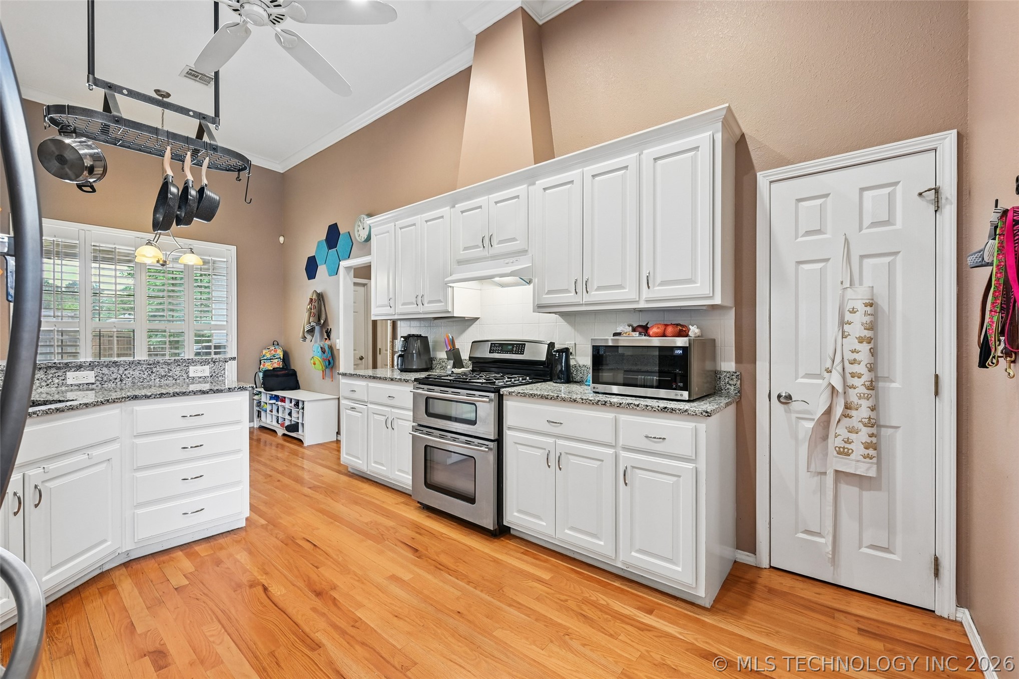 610 W 37th Place Sand Springs OK 74063
