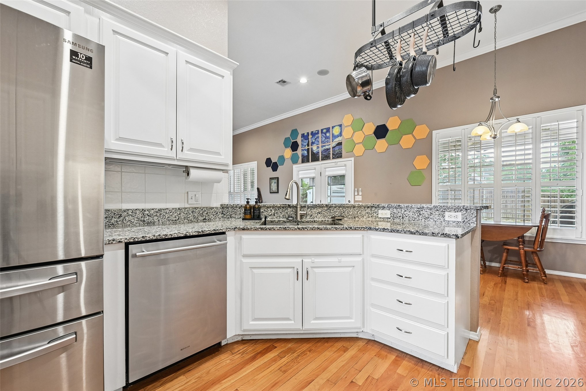 610 W 37th Place Sand Springs OK 74063