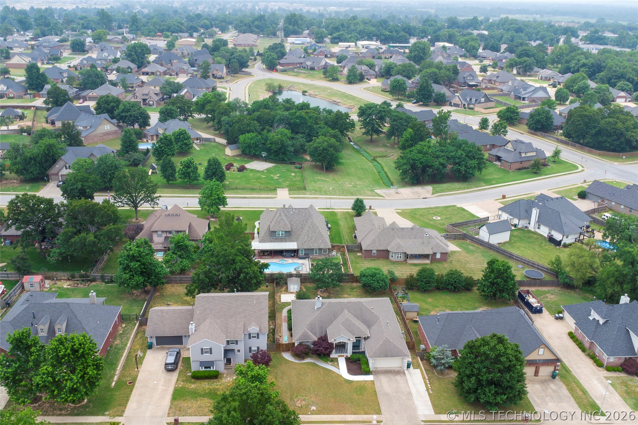 610 W 37th Place Sand Springs OK 74063