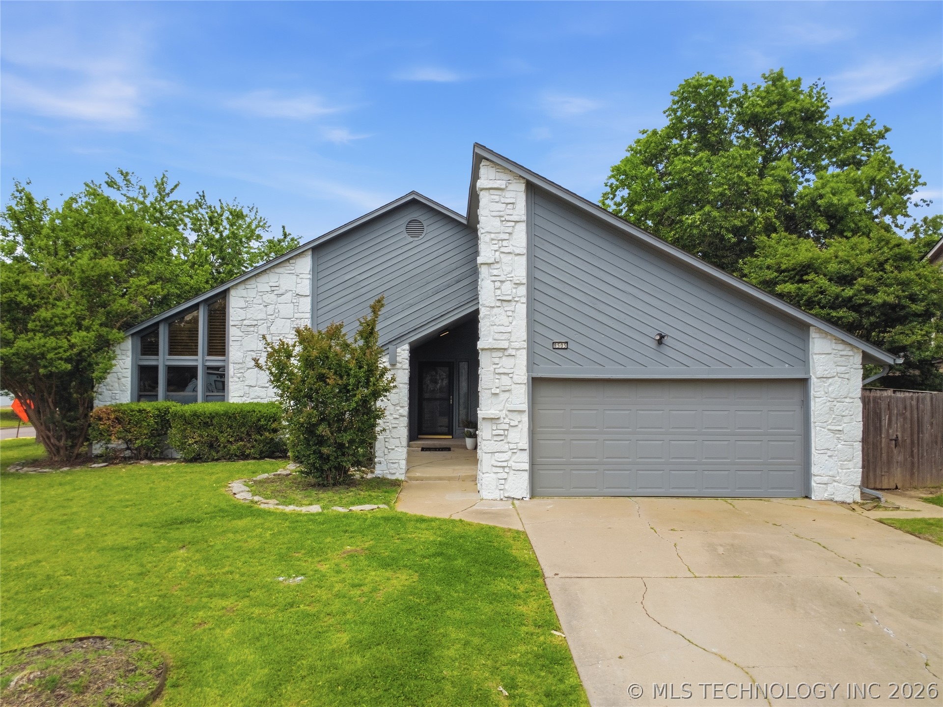8505 E 92nd Street Tulsa OK 74133